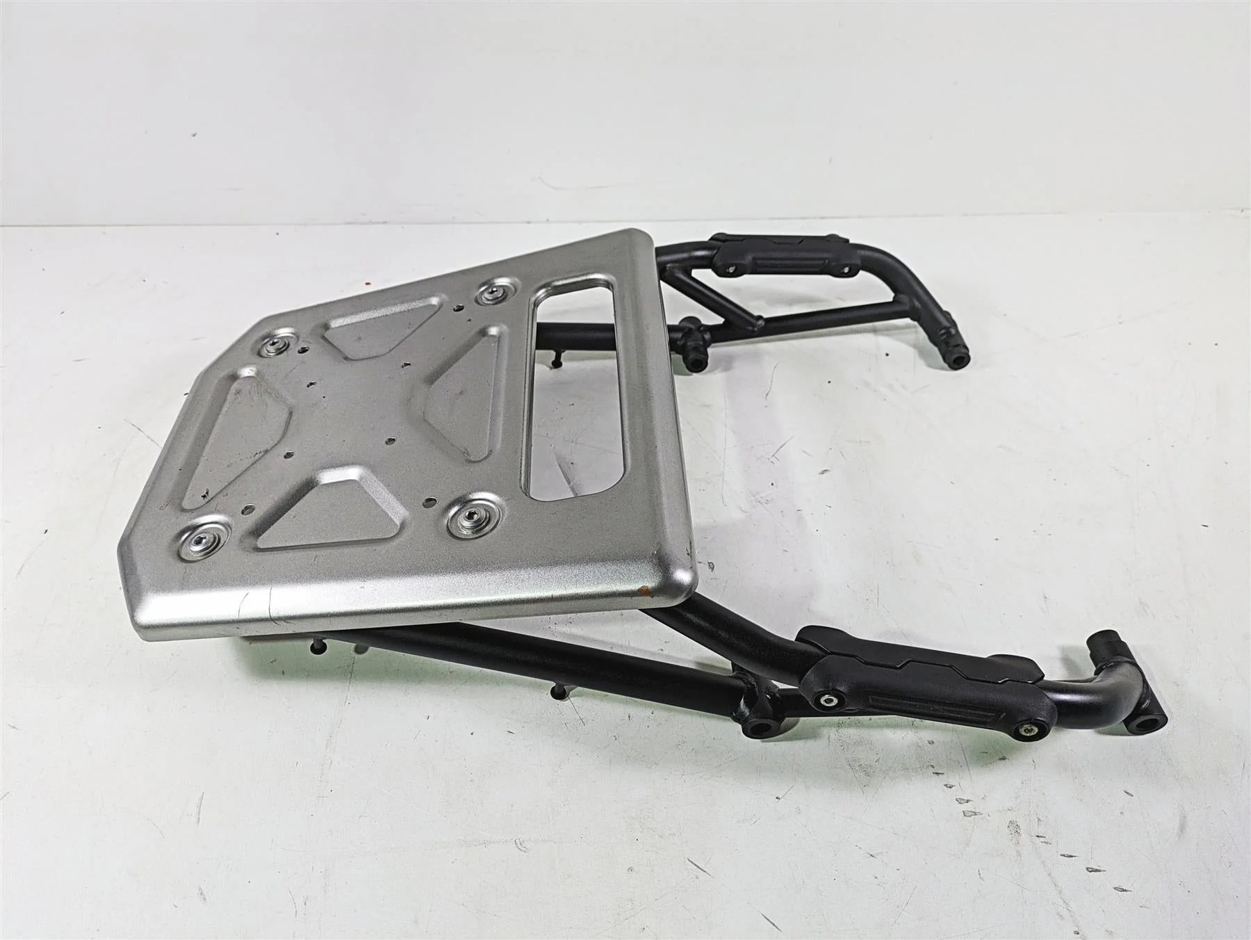 2023 Kawasaki KLR KL 650 Adventure Rear Grab Trunk Top Case & Carrier 99994-1493 - Image 3