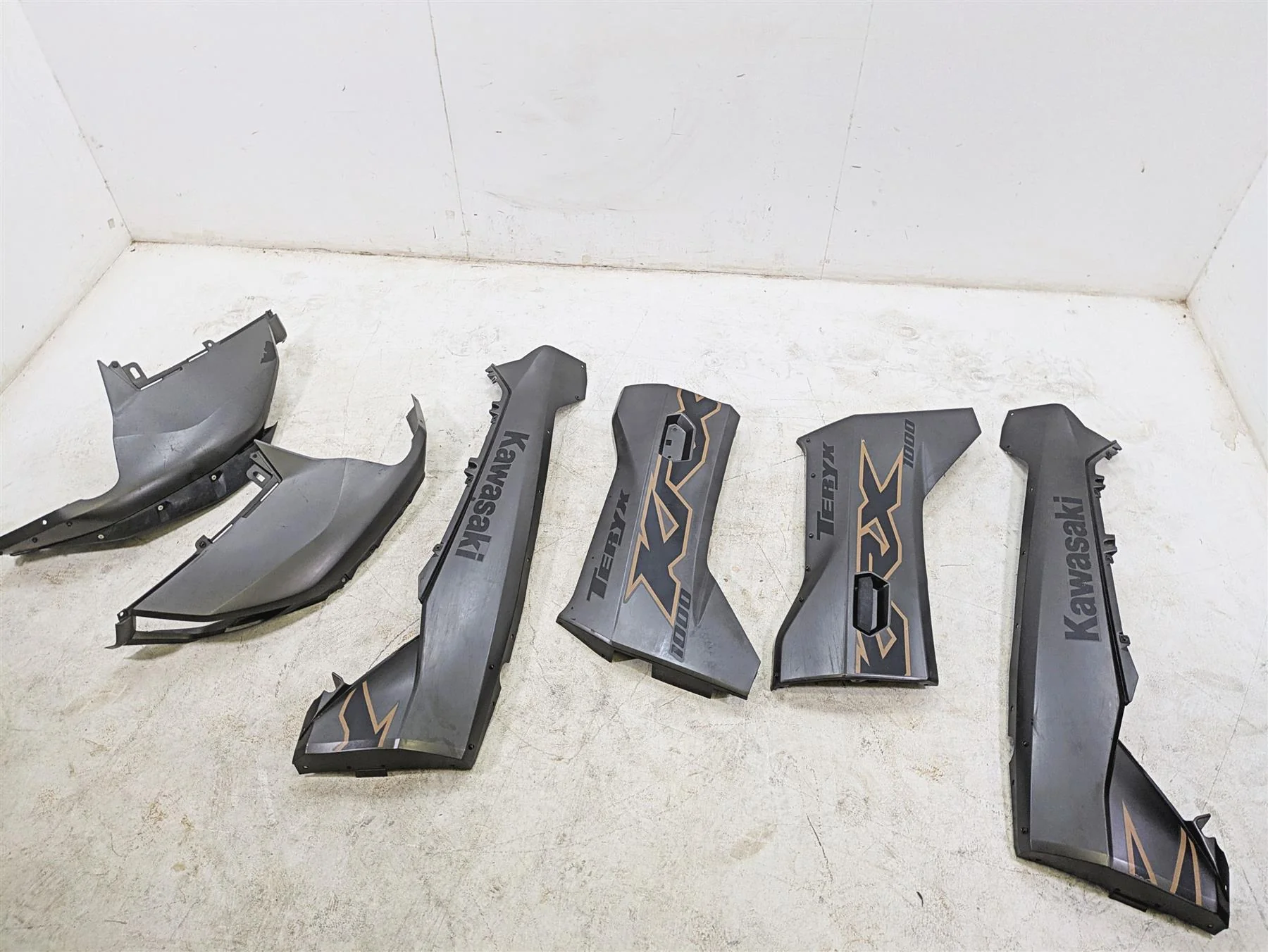 2023 Kawasaki Teryx KRX KRF 1000 C Fender Door Cover Plastic Fairings 35038-0014