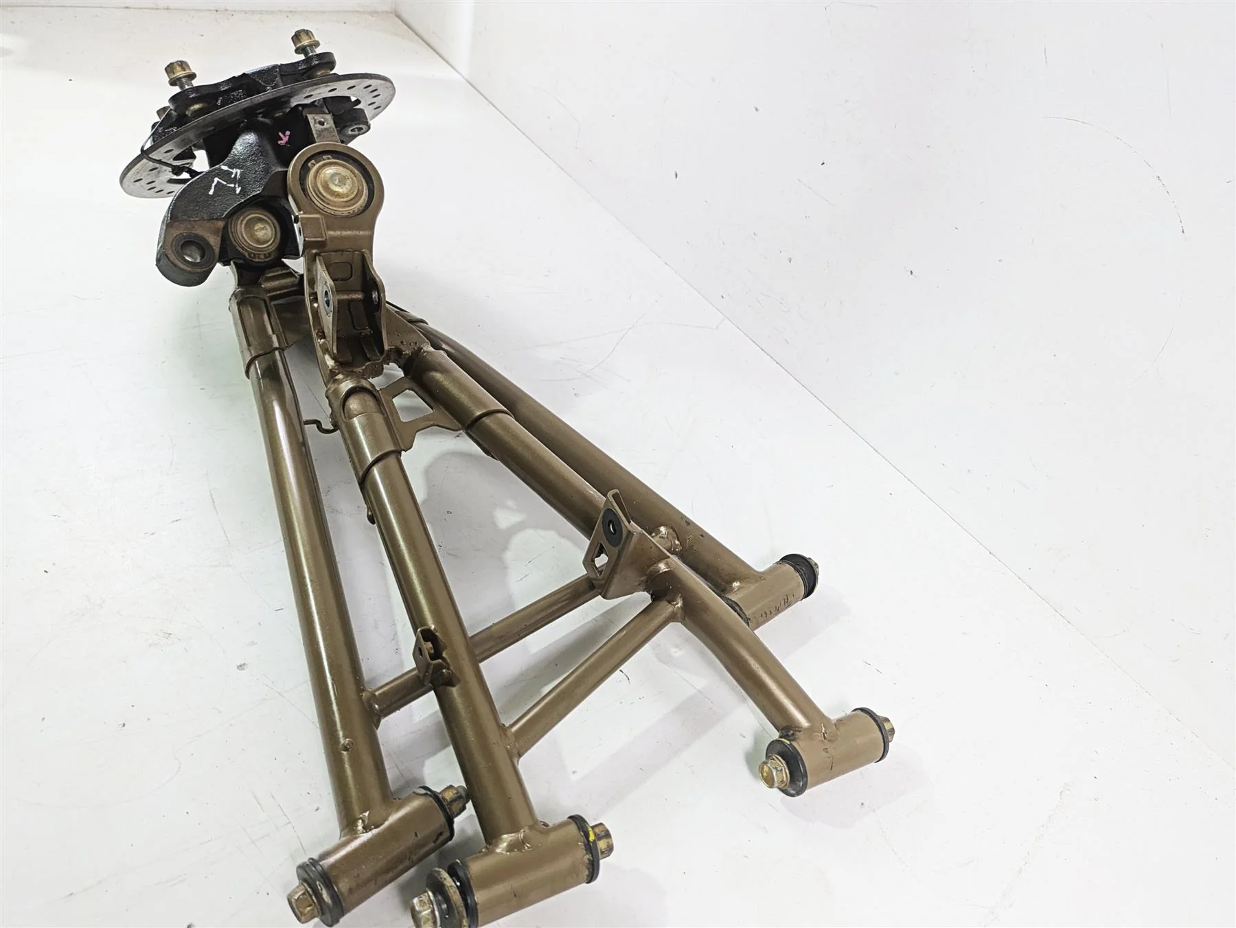 2023 Kawasaki Teryx KRX KRF 1000 C Front Left Knee Assembly 39007-0464 39186-033 - Image 3
