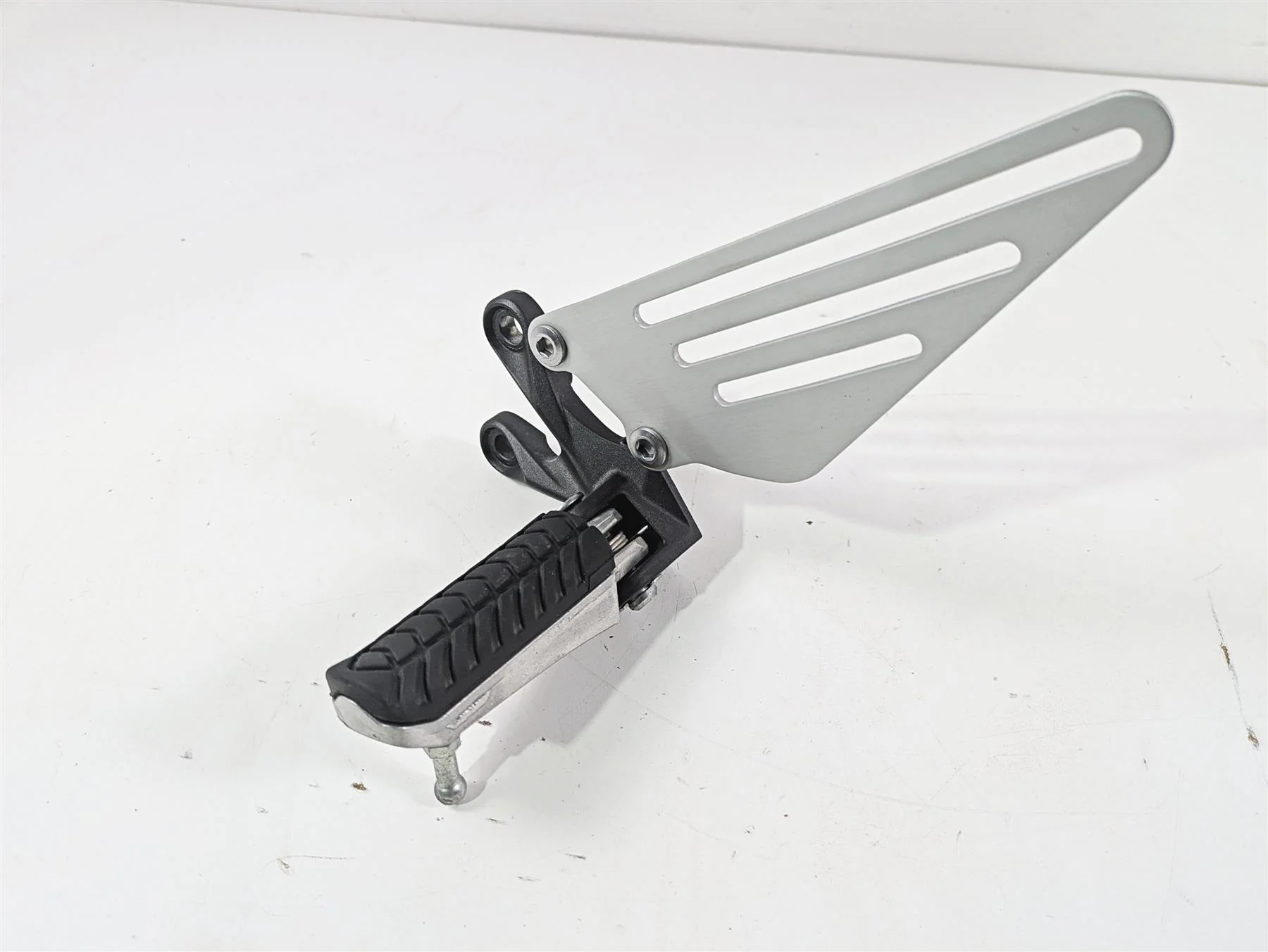2023 Kawasaki ZX1400 ZX14R Ninja Front Left Rider Foot Peg Footpeg 35063-1337 - Image 11