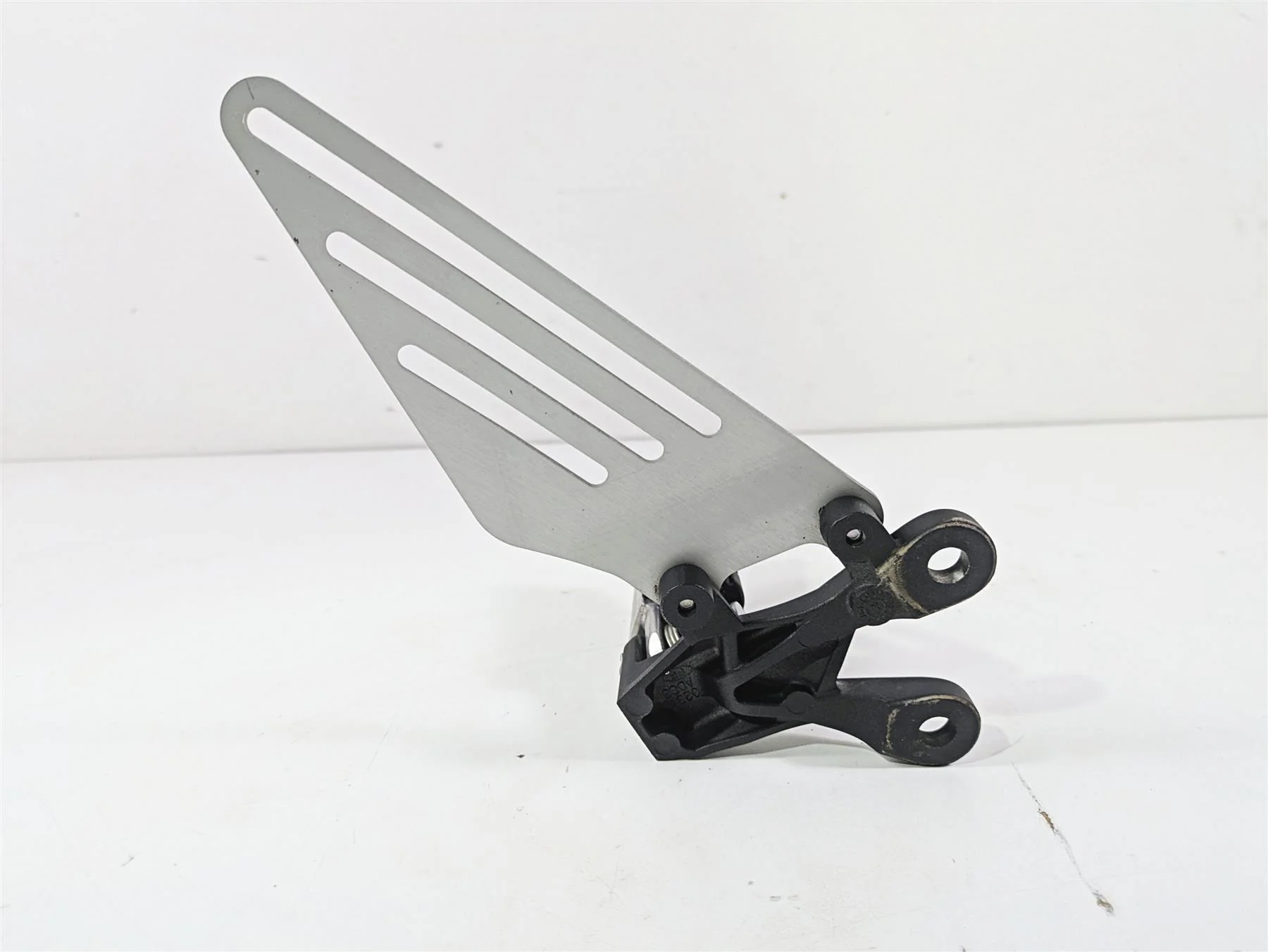 2023 Kawasaki ZX1400 ZX14R Ninja Front Left Rider Foot Peg Footpeg 35063-1337 - Image 3