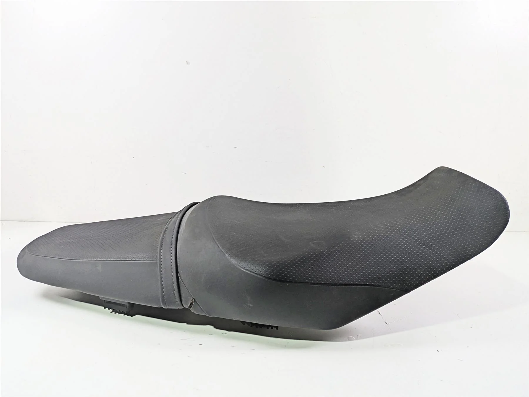 2023 Kawasaki ZX1400 ZX14R Ninja Seat Saddle - Small Tear 53066-0433