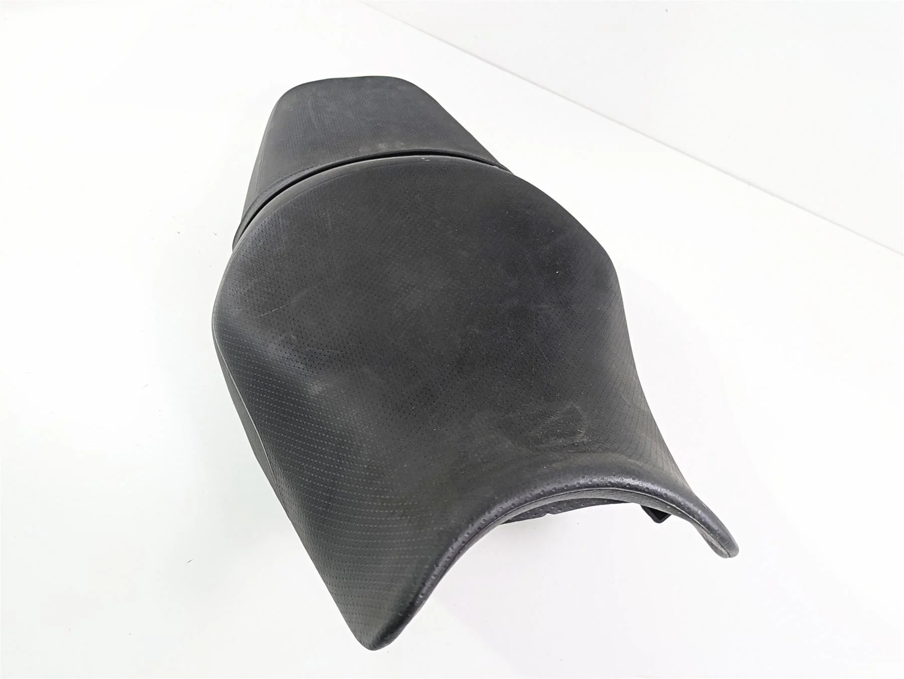 2023 Kawasaki ZX1400 ZX14R Ninja Seat Saddle - Small Tear 53066-0433 - Image 11