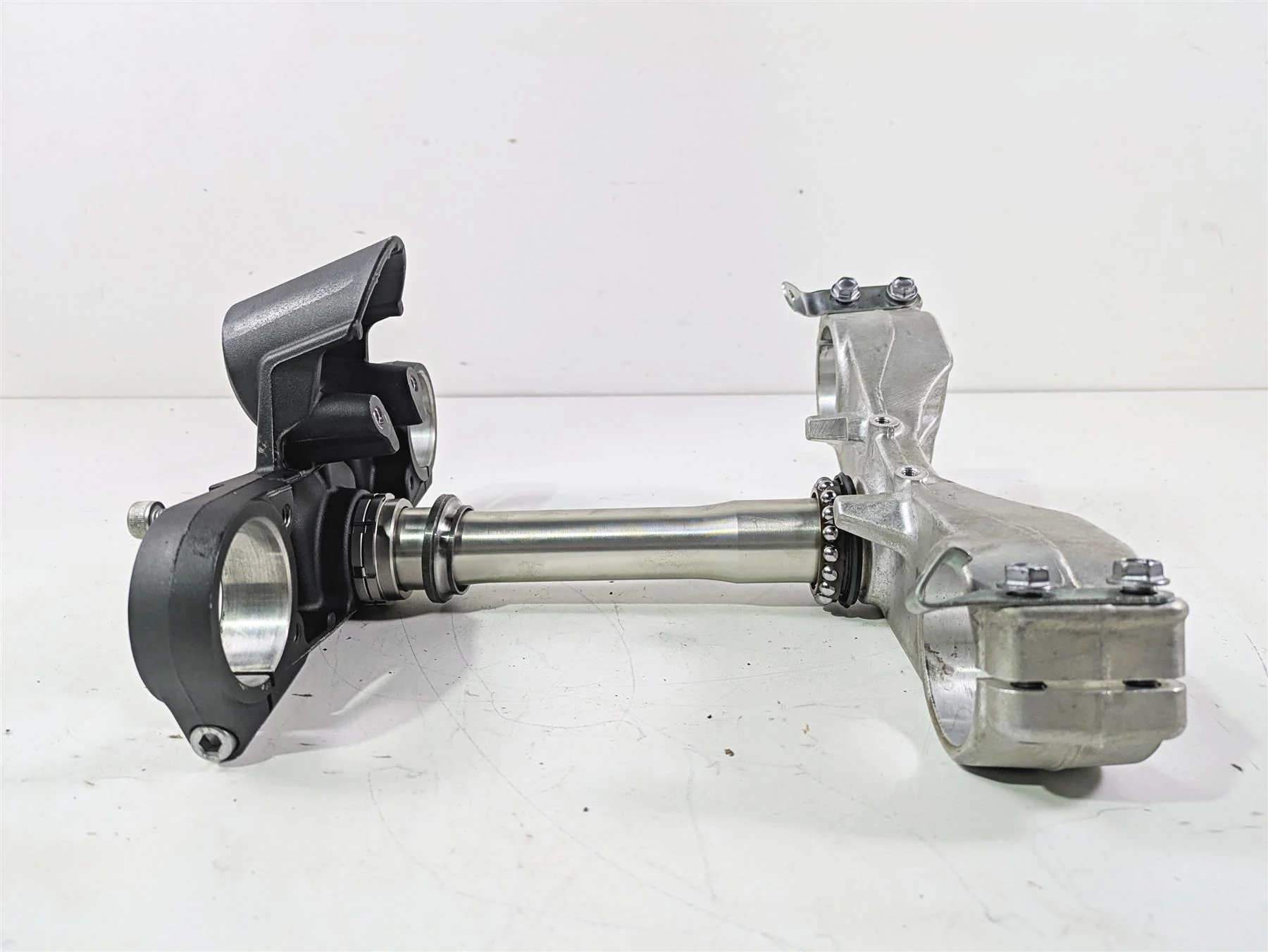 2023 Kawasaki ZX1400 ZX14R Ninja Upper Lower Triple Tree Set 44037-0039 - Image 5