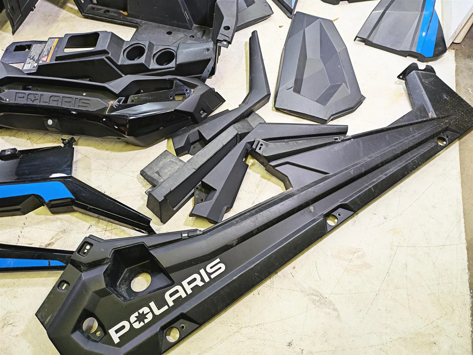 2023 Polaris RZR1000 XP 4 Premium Fairing Cover Panel Plastic Set 5451561 - Image 2