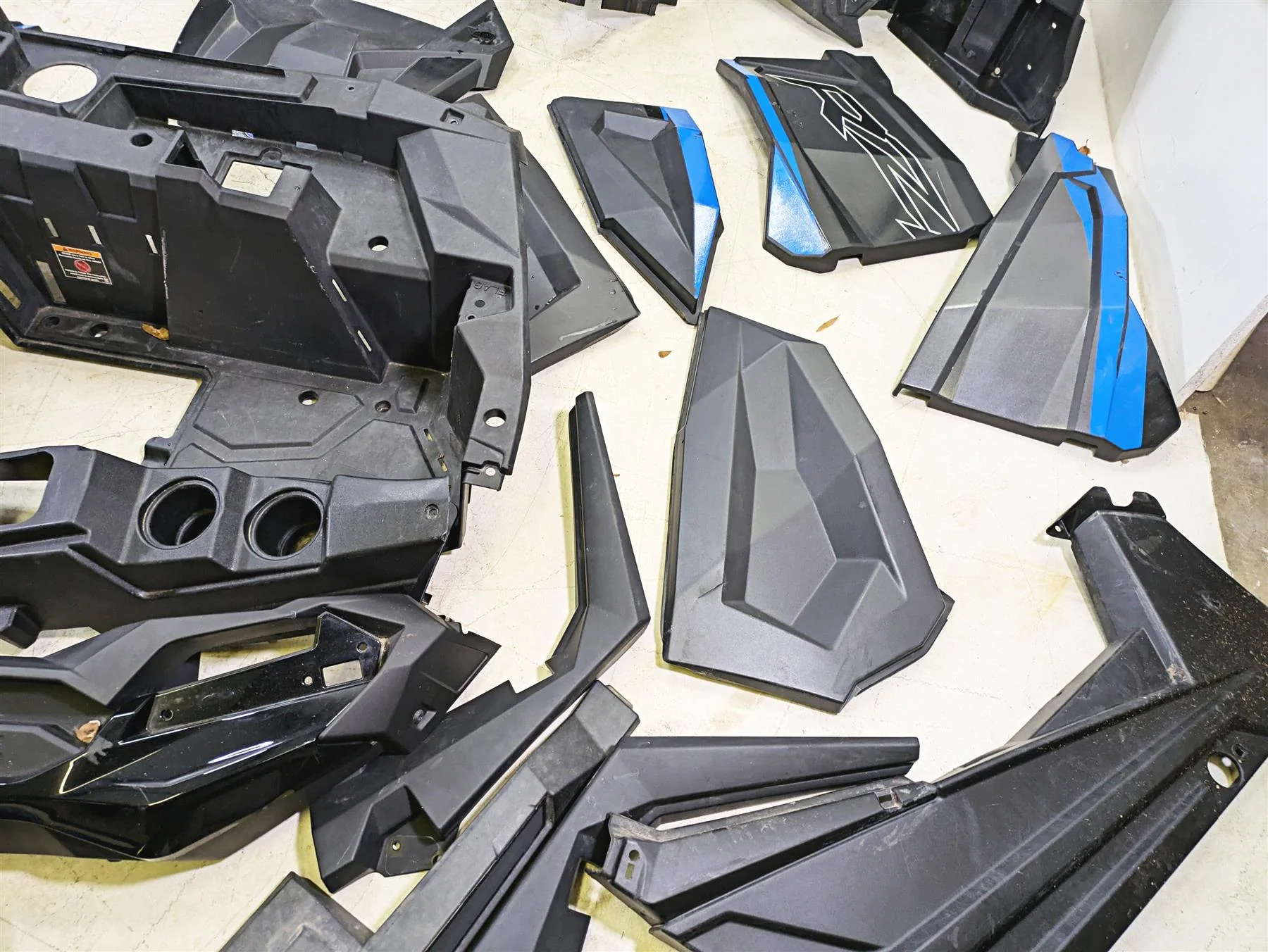 2023 Polaris RZR1000 XP 4 Premium Fairing Cover Panel Plastic Set 5451561 - Image 3
