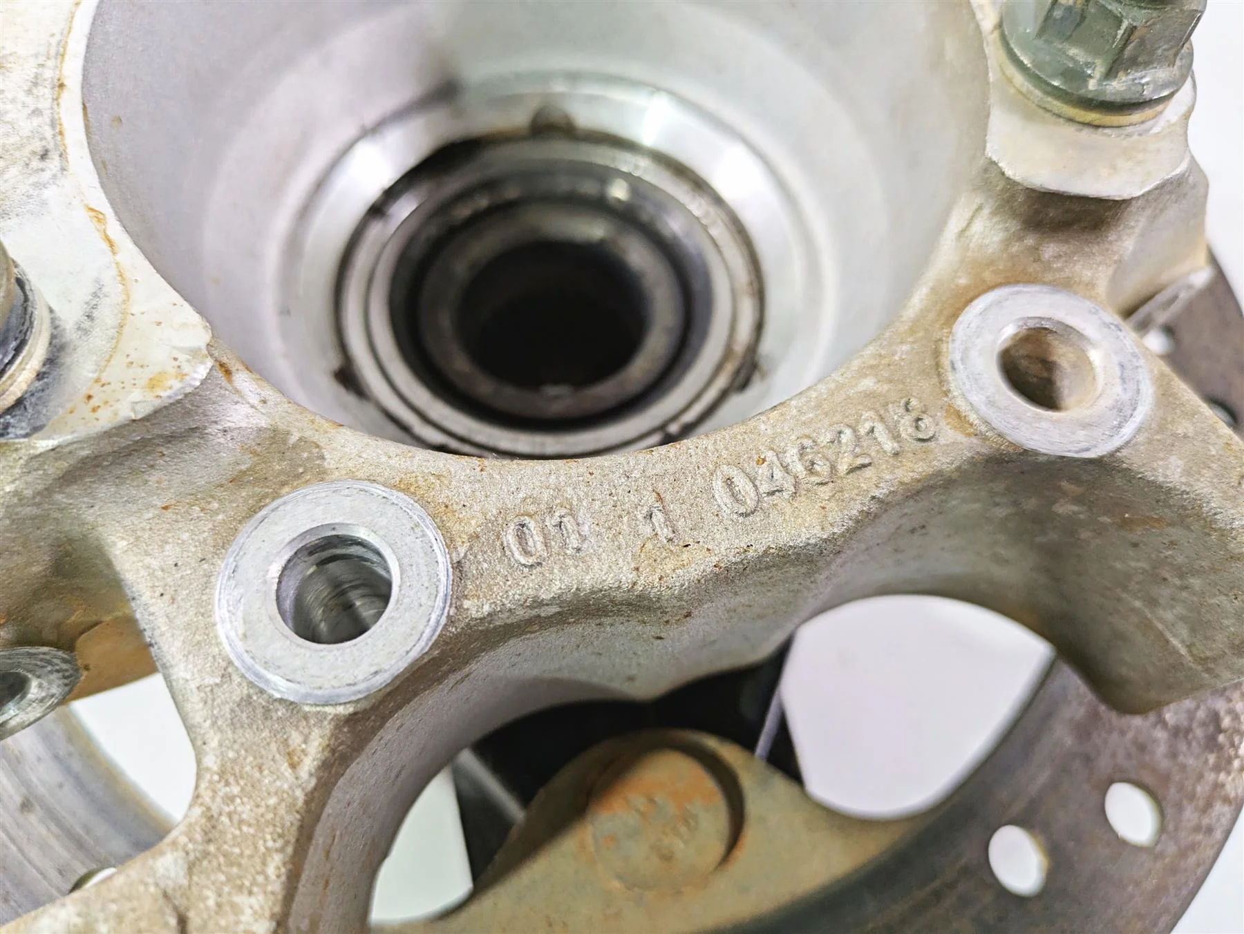 2023 Polaris RZR1000 XP 4 Premium Left Rear Wheel Hub & Carrier Set 5140634 - Image 2