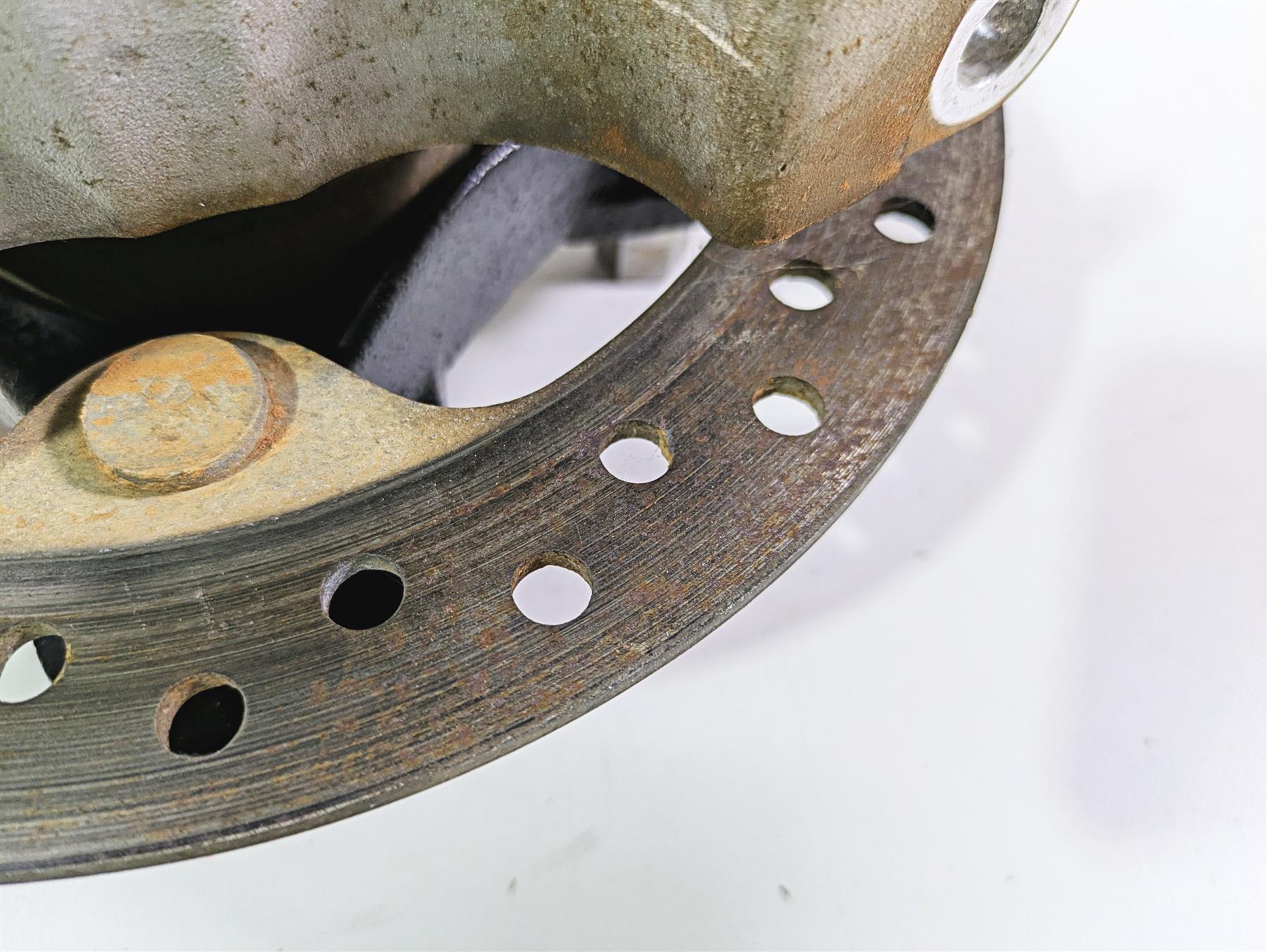 2023 Polaris RZR1000 XP 4 Premium Left Rear Wheel Hub & Carrier Set 5140634 - Image 3