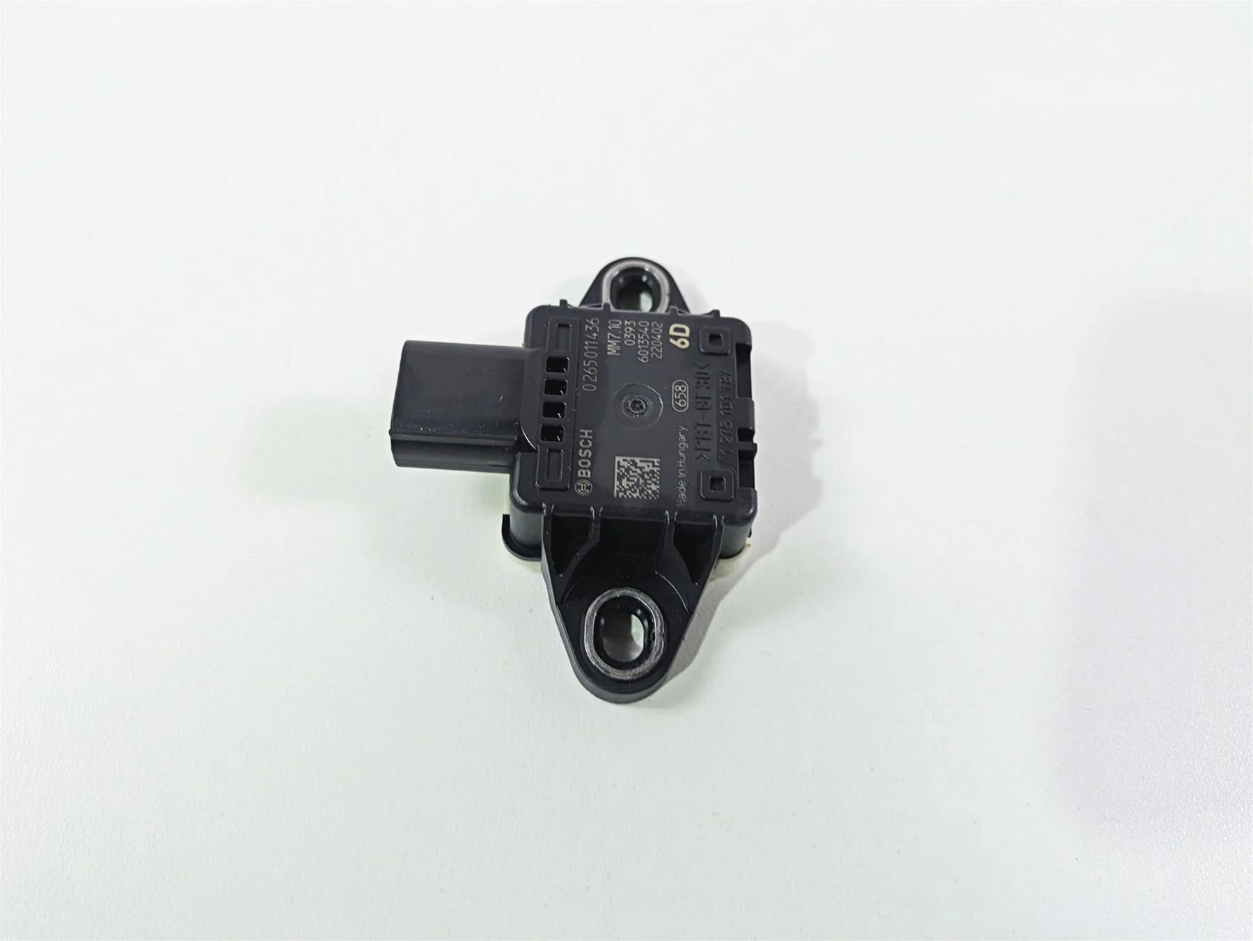 2023 Suzuki GSX1300 RR Hayabusa Bosch Fall Lean Angle Sensor 55750-06L00 - Image 2