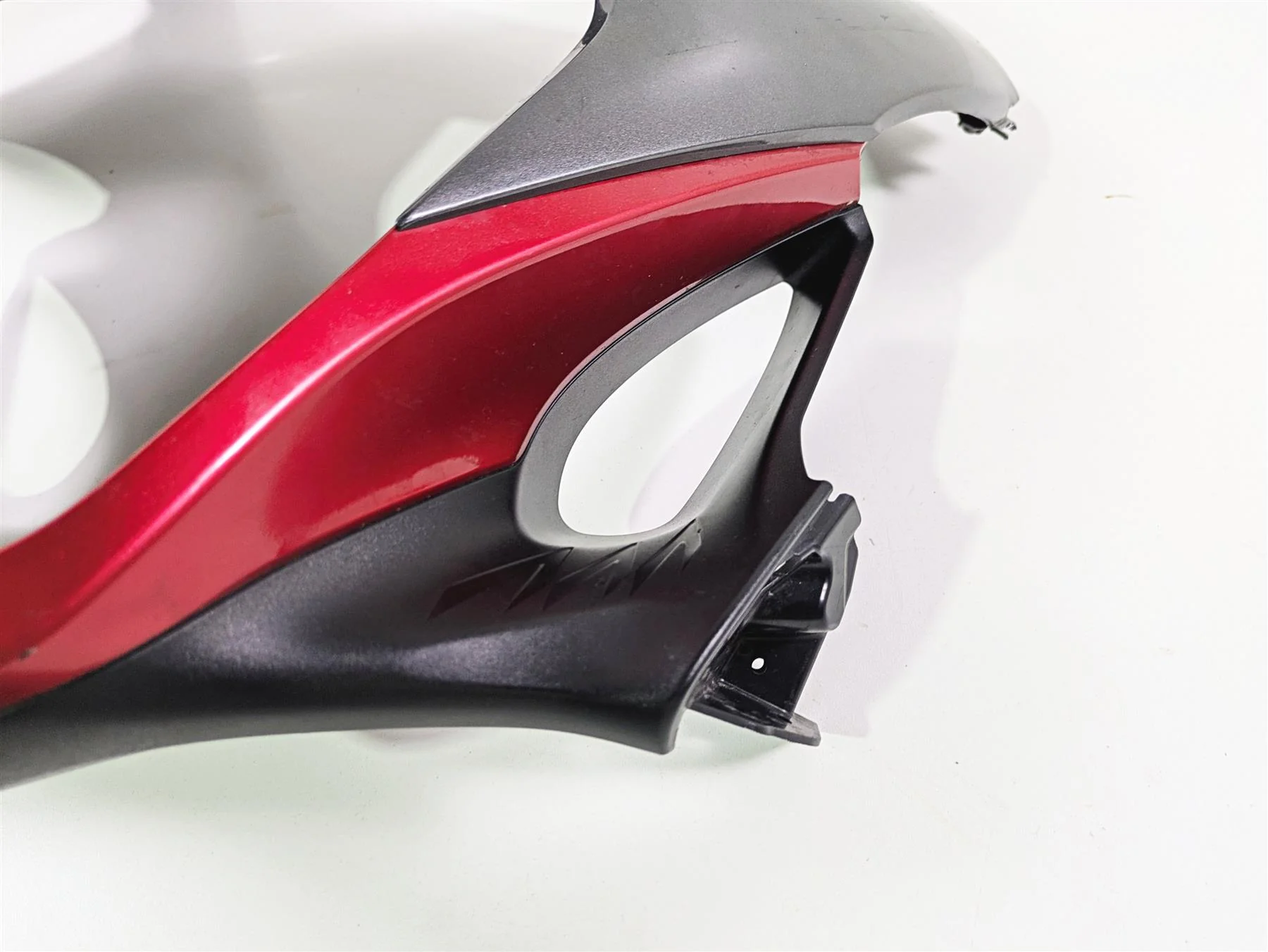 2023 Suzuki GSX1300 RR Hayabusa Front Nose Headlight Fairing - Read 94412-10L00 - Image 9