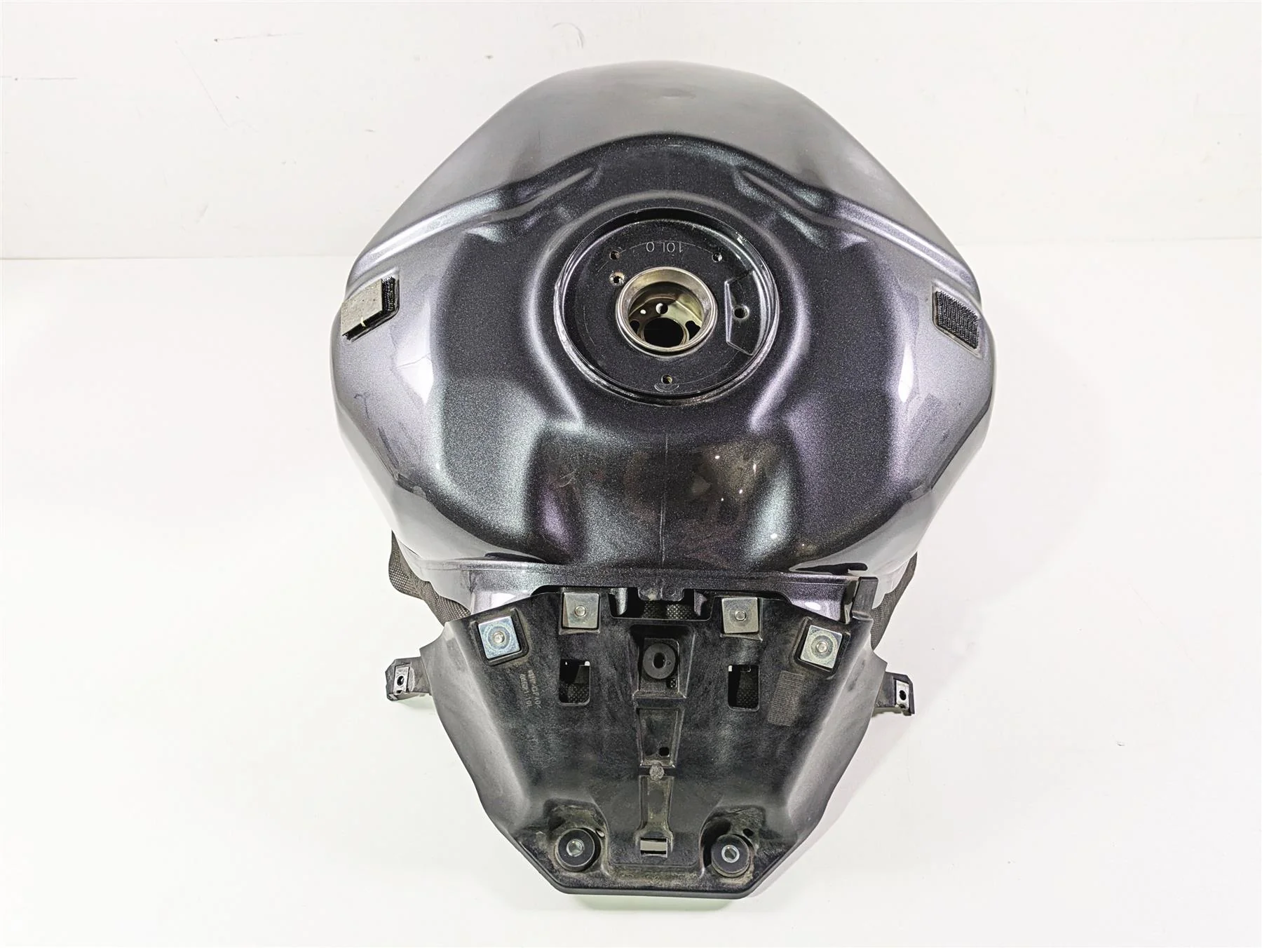2023 Suzuki GSX1300 RR Hayabusa Fuel Gas Petrol Tank - Read 44100-10L00 - Image 4