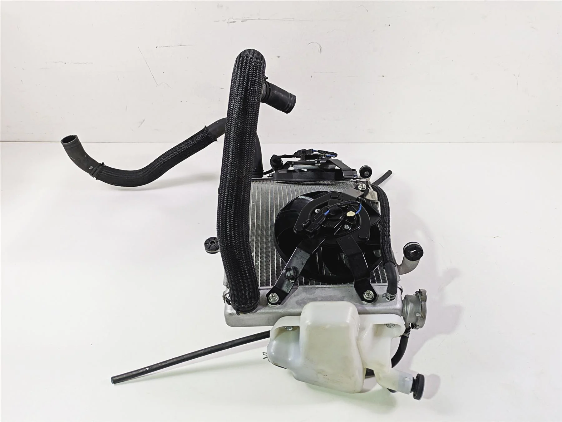 2023 Suzuki GSX1300 RR Hayabusa Radiator Fan Reservoir Hoses -Read 17710-10L00 - Image 5