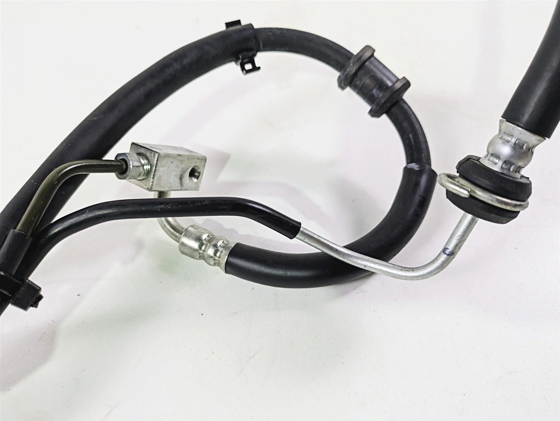 2023 Suzuki GSX1300 RR Hayabusa Rear Abs Brake Line Set 69400-10L00 - Image 11
