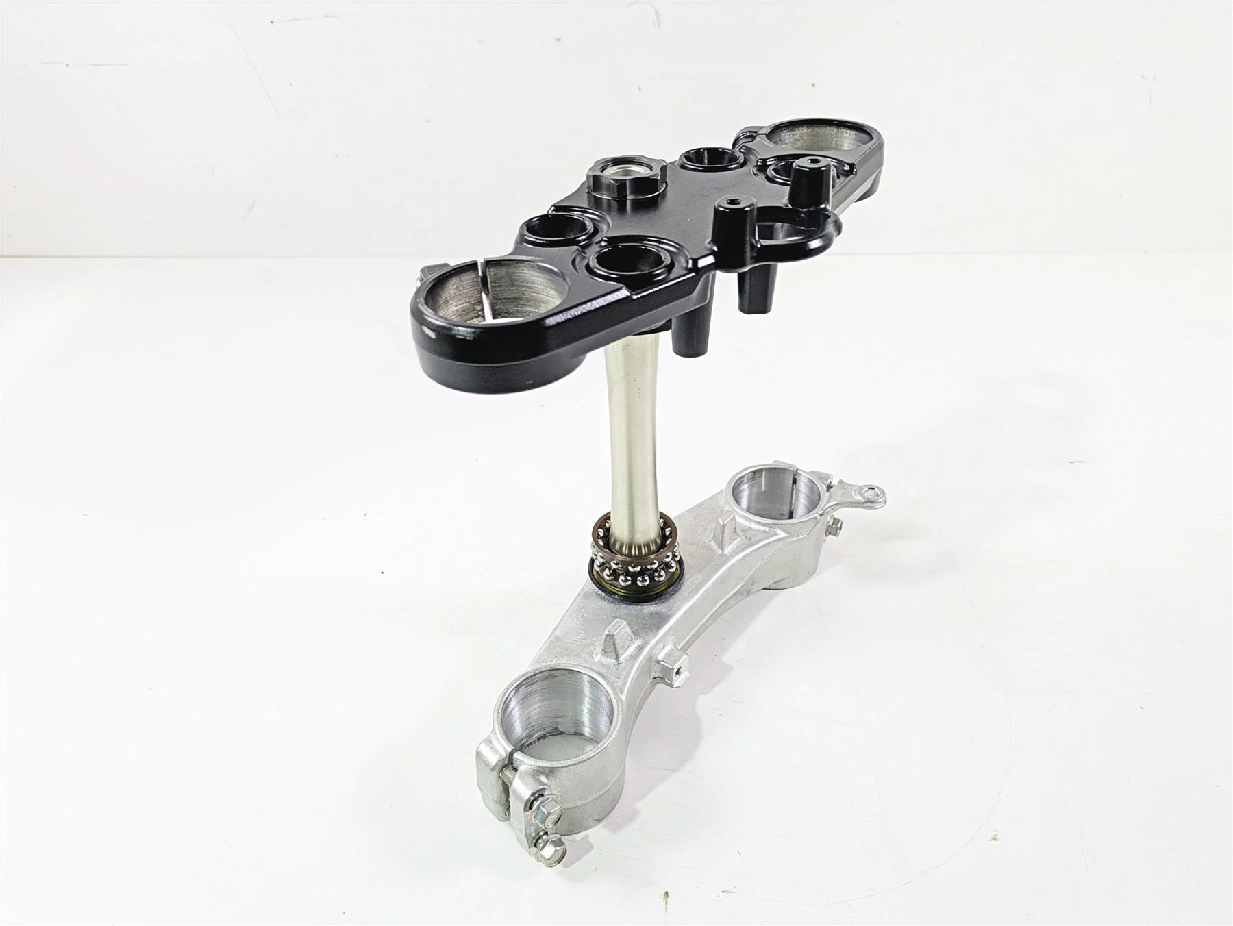 2023 Suzuki GSX1300 RR Hayabusa Upper Lower Triple Tree Set 51410-24F50 - Image 12
