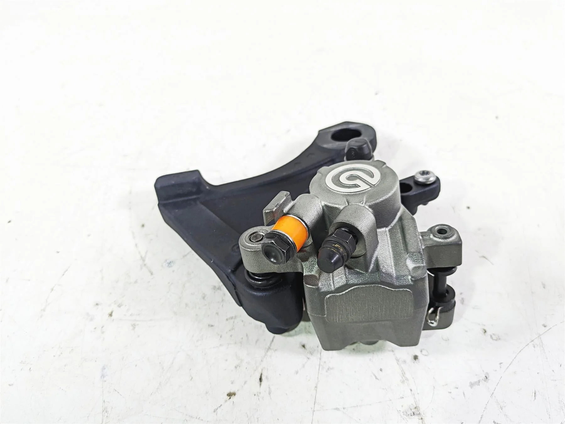 2023 Triumph Street Triple 765 RS Brembo Rear Brake Caliper + Bracket T2024011 - Image 4