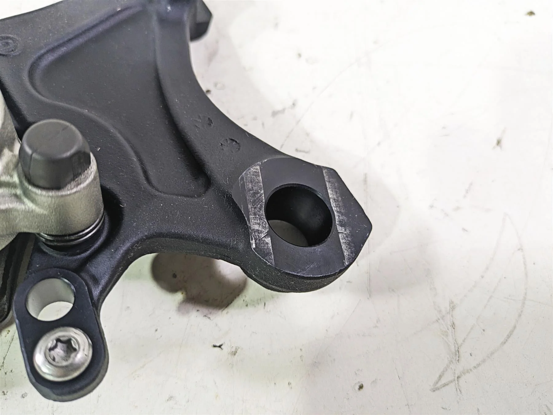 2023 Triumph Street Triple 765 RS Brembo Rear Brake Caliper + Bracket T2024011 - Image 7