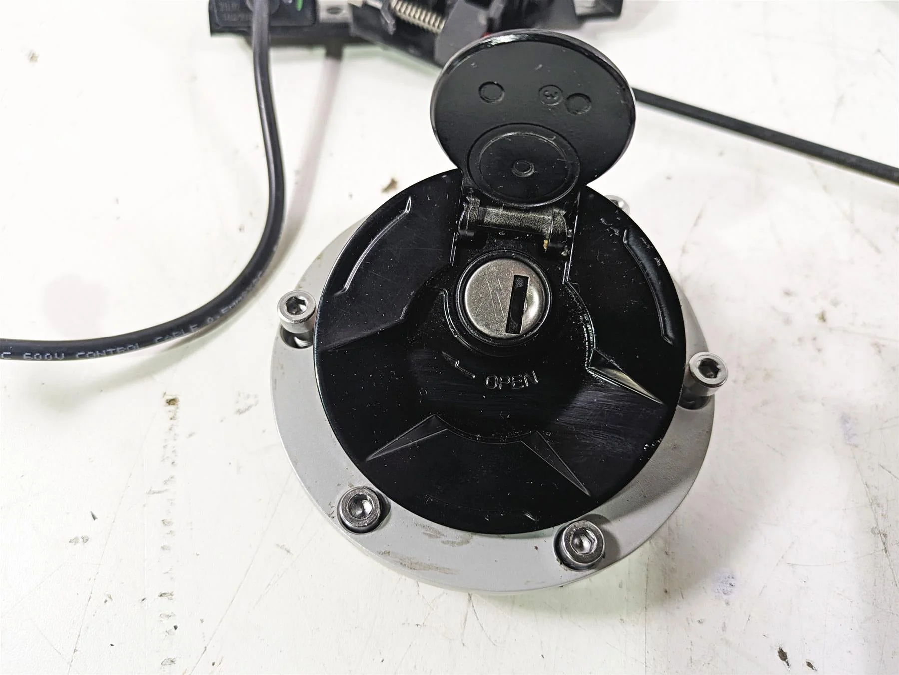 2023 Triumph Street Triple 765 RS Cdi Ignition Switch Key Set - Read T1290306 - Image 5