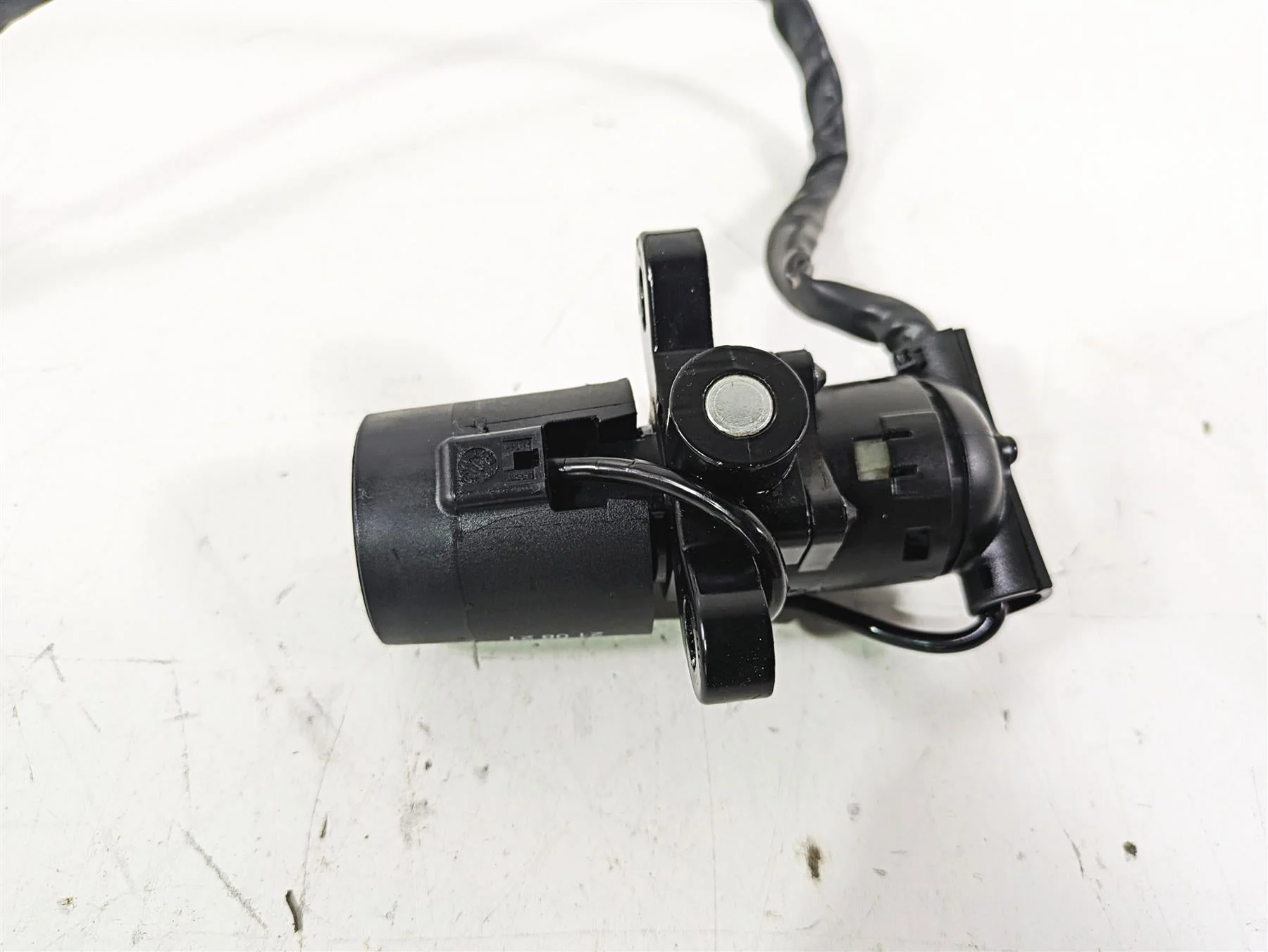 2023 Triumph Street Triple 765 RS Cdi Ignition Switch Key Set - Read T1290306 - Image 9
