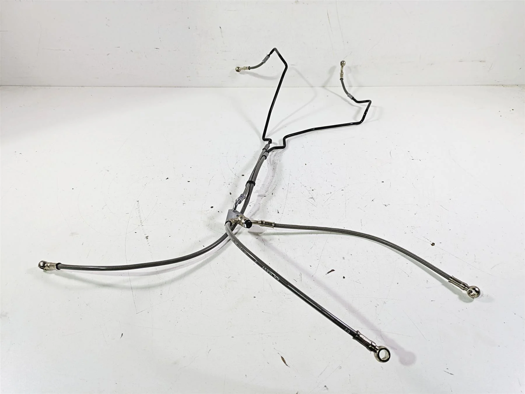 2023 Triumph Street Triple 765 RS Front Abs Brake Line Hose Set T2021506 - Image 2