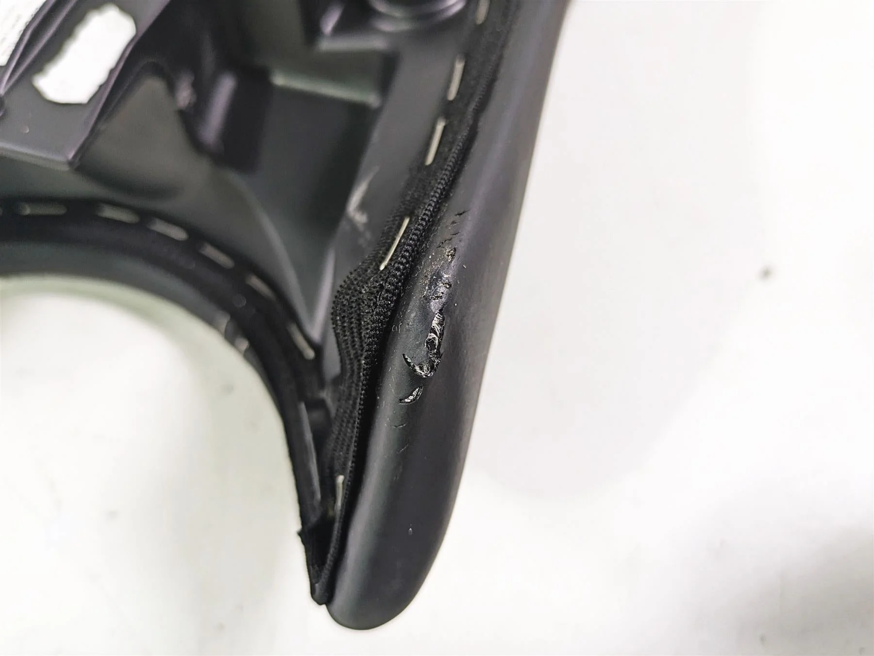 2023 Triumph Street Triple 765 RS Front Driver Rider Seat Saddle - Read T2308430 - Image 2