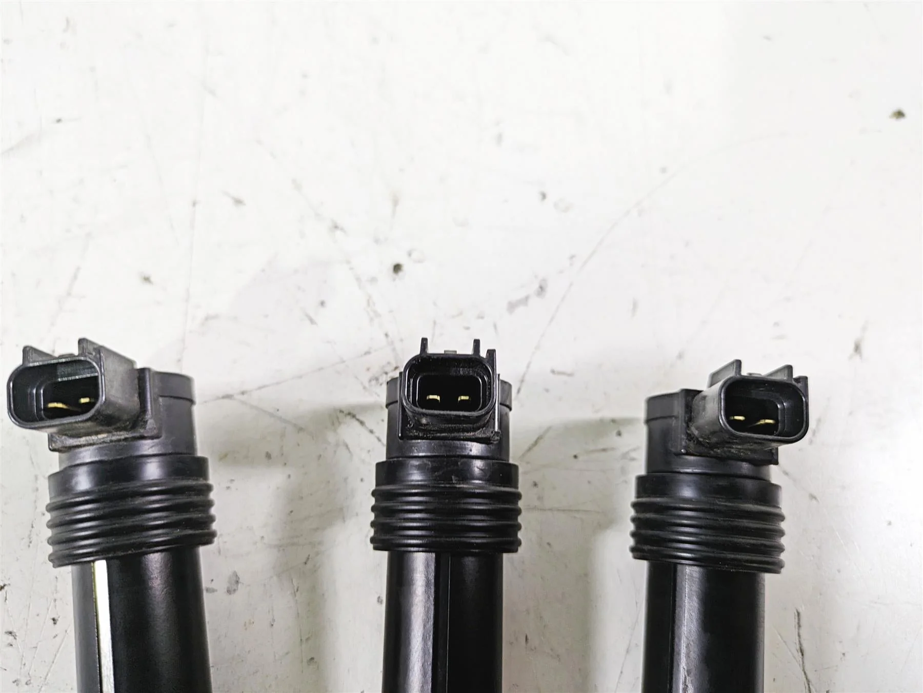 2023 Triumph Street Triple 765 RS Ignition Coils Stick Coil Set T1291504 - Image 7
