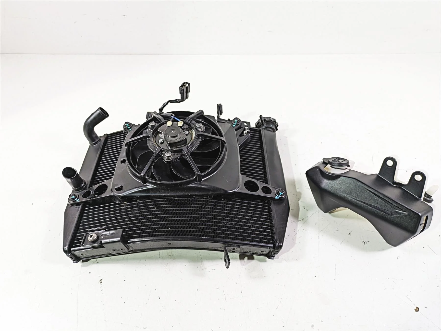 2023 Triumph Street Triple 765 RS Radiator Fan Reservoir Set -Read T2101157