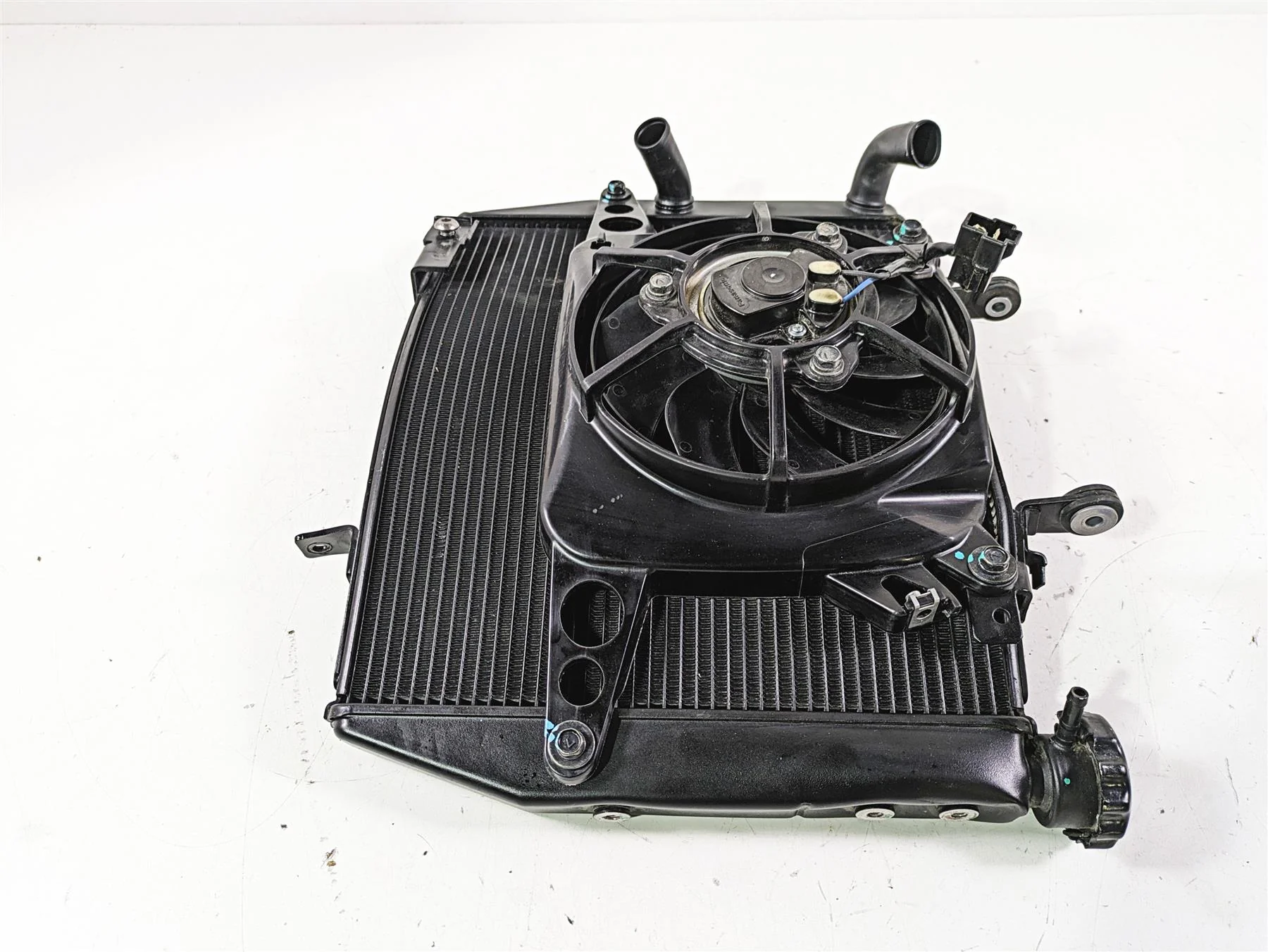 2023 Triumph Street Triple 765 RS Radiator Fan Reservoir Set -Read T2101157 - Image 4