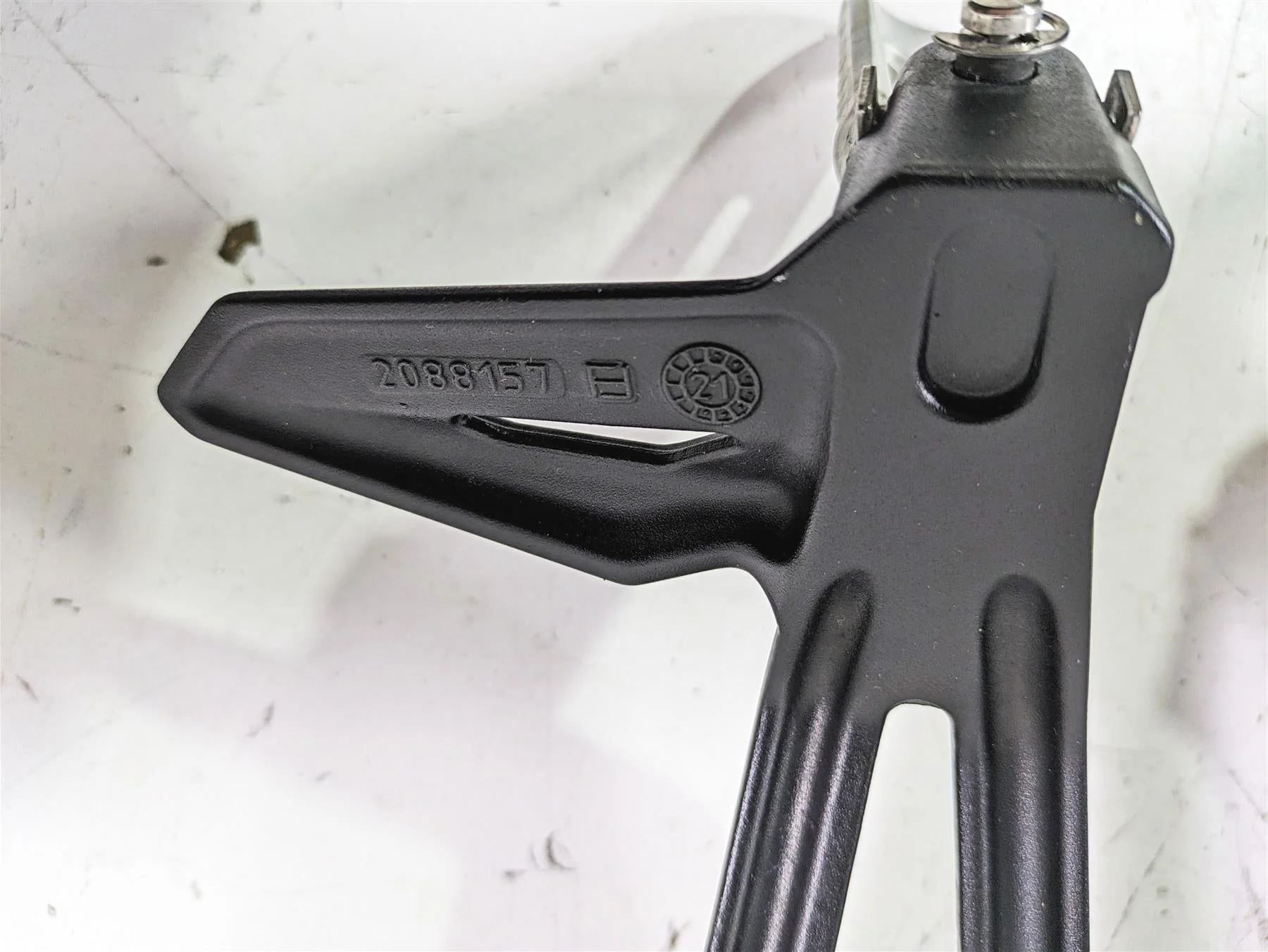 2023 Triumph Street Triple 765 RS Rear Passenger Footpeg Set T2088156 T2088157 - Image 12