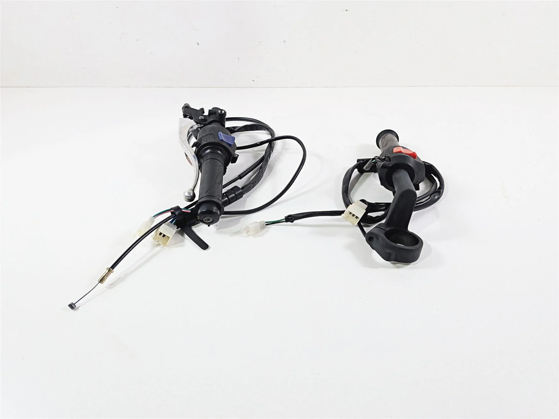 2023 Vitacci GTT 250 Left Right Handle Bar Control Switch Throttle Grip Set - Image 3