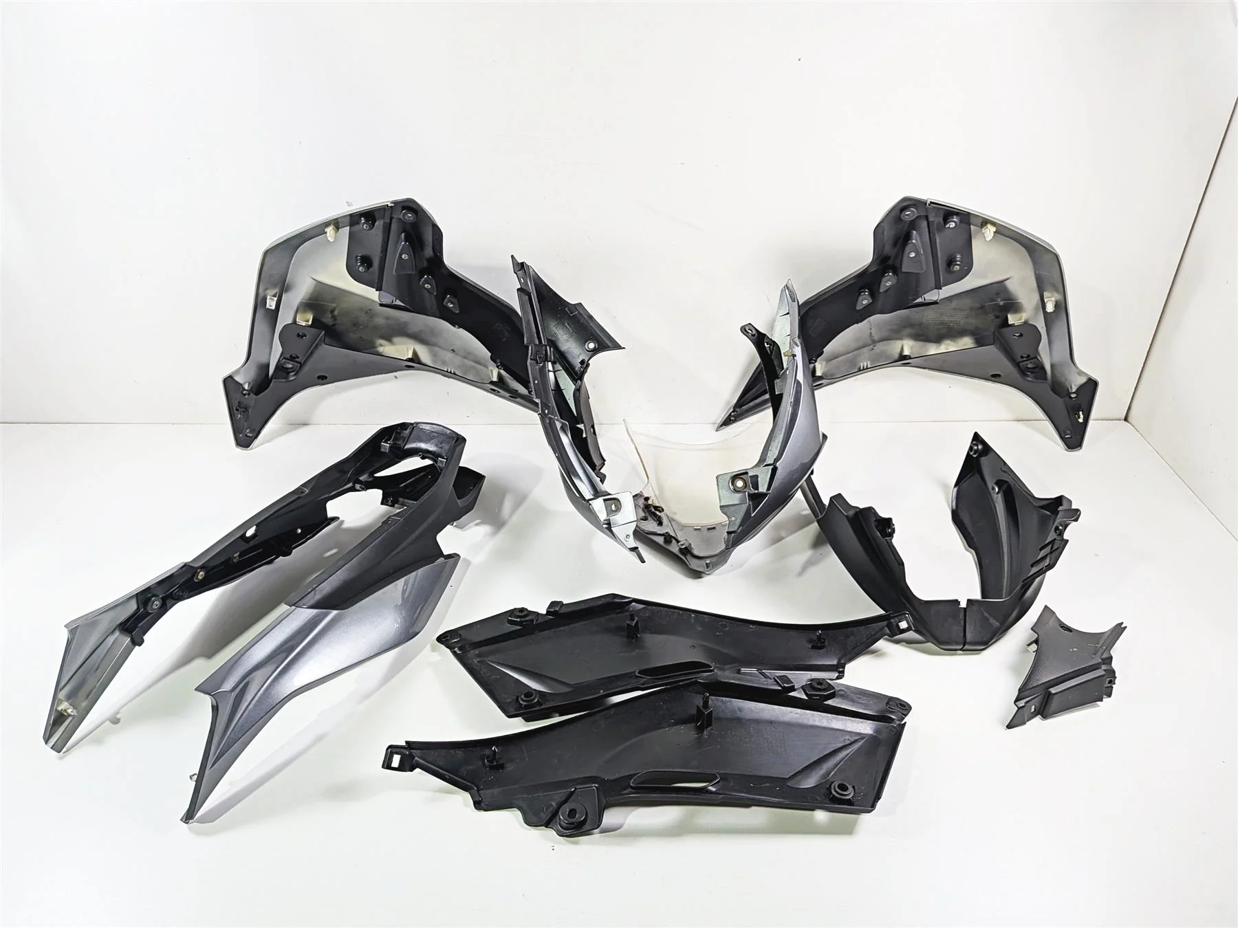 2023 Vitacci GTT 250 Nose Headlight Side Cover Tail Fairing Spoiler Belly Set - Image 2