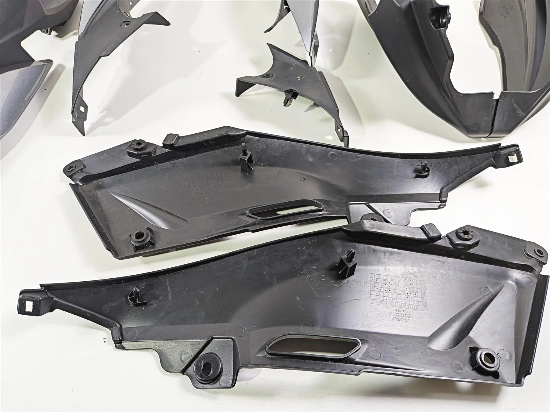2023 Vitacci GTT 250 Nose Headlight Side Cover Tail Fairing Spoiler Belly Set - Image 3