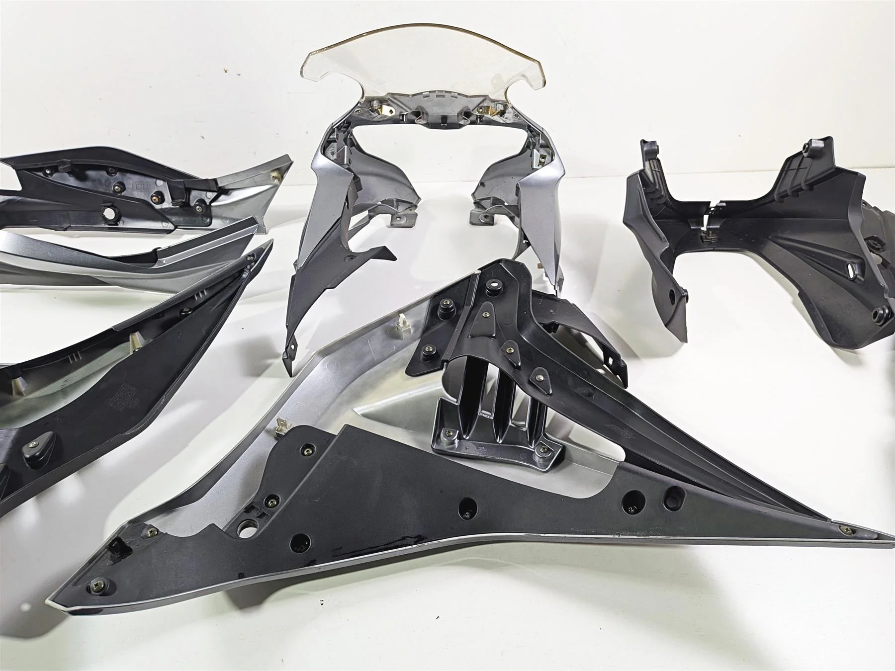 2023 Vitacci GTT 250 Nose Headlight Side Cover Tail Fairing Spoiler Belly Set - Image 7