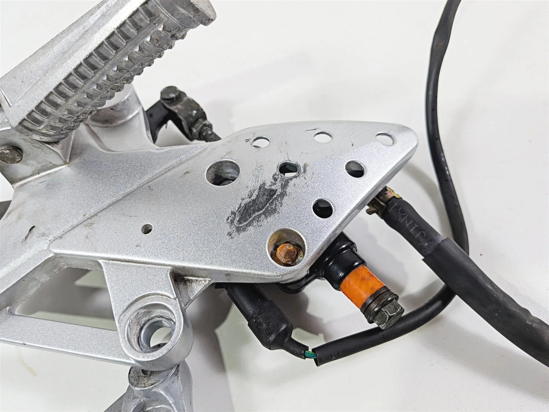 2023 Vitacci GTT 250 Rear Passenger Footpeg & Right Rider Foot Rest Set - Image 10