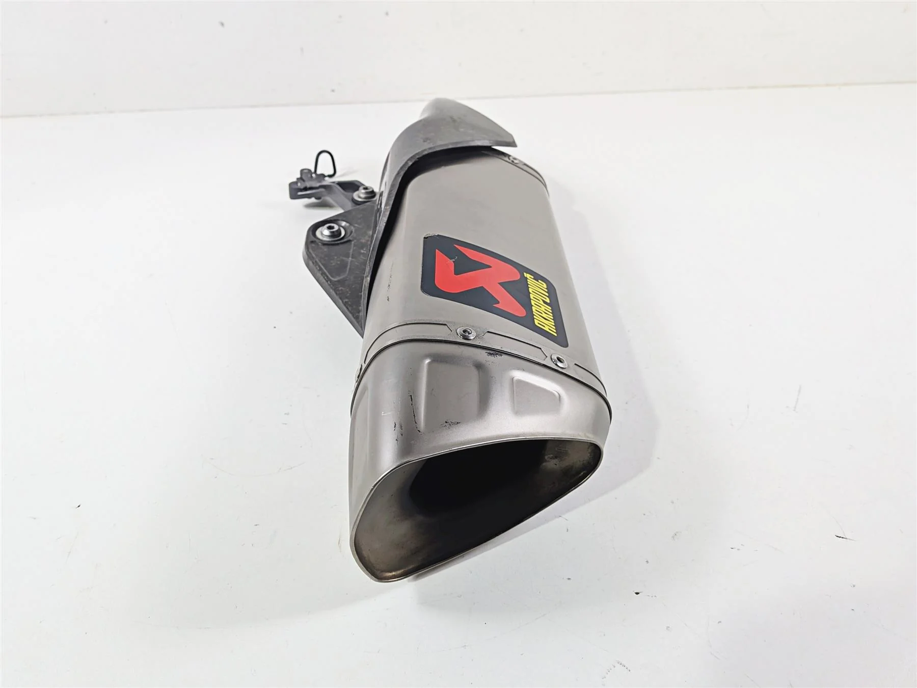 2023 Yamaha MT10 MTN1000 Akrapovic Slip On Exhaust Pipe Muffler S-Y10SO20-HAPLT - Image 2