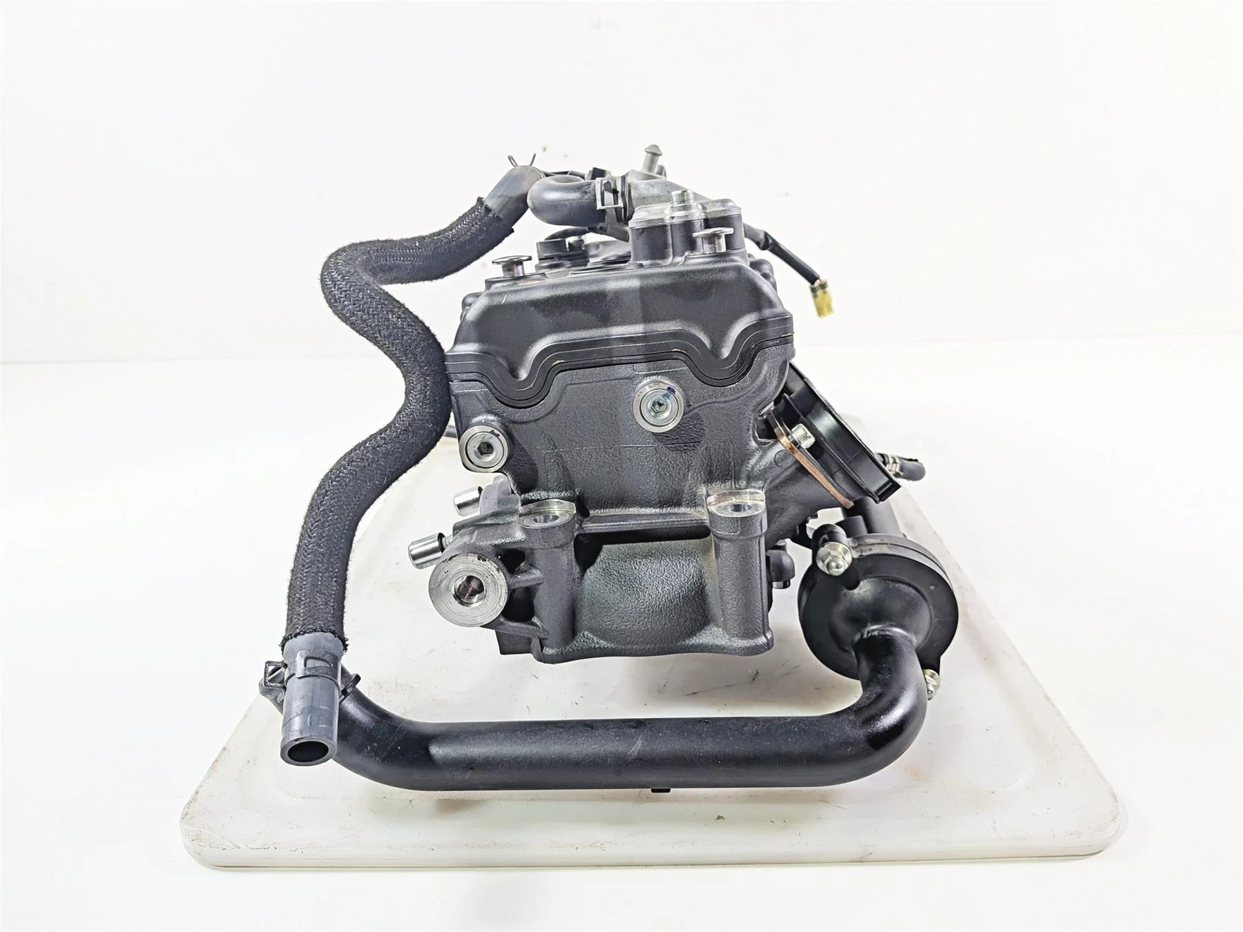 2023 Yamaha MT10 MTN1000 Cylinderhead Cylinder Head Cams -Read B67-W1101-19-00 - Image 4