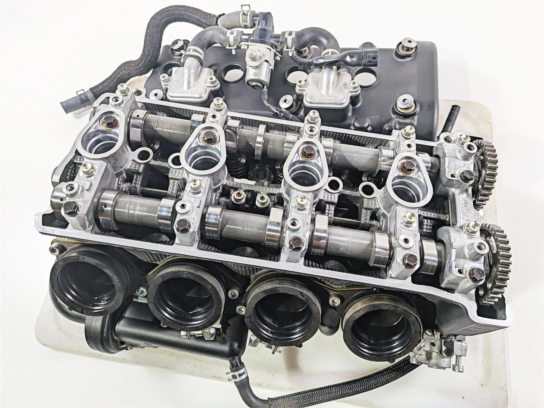 2023 Yamaha MT10 MTN1000 Cylinderhead Cylinder Head Cams -Read B67-W1101-19-00 - Image 8
