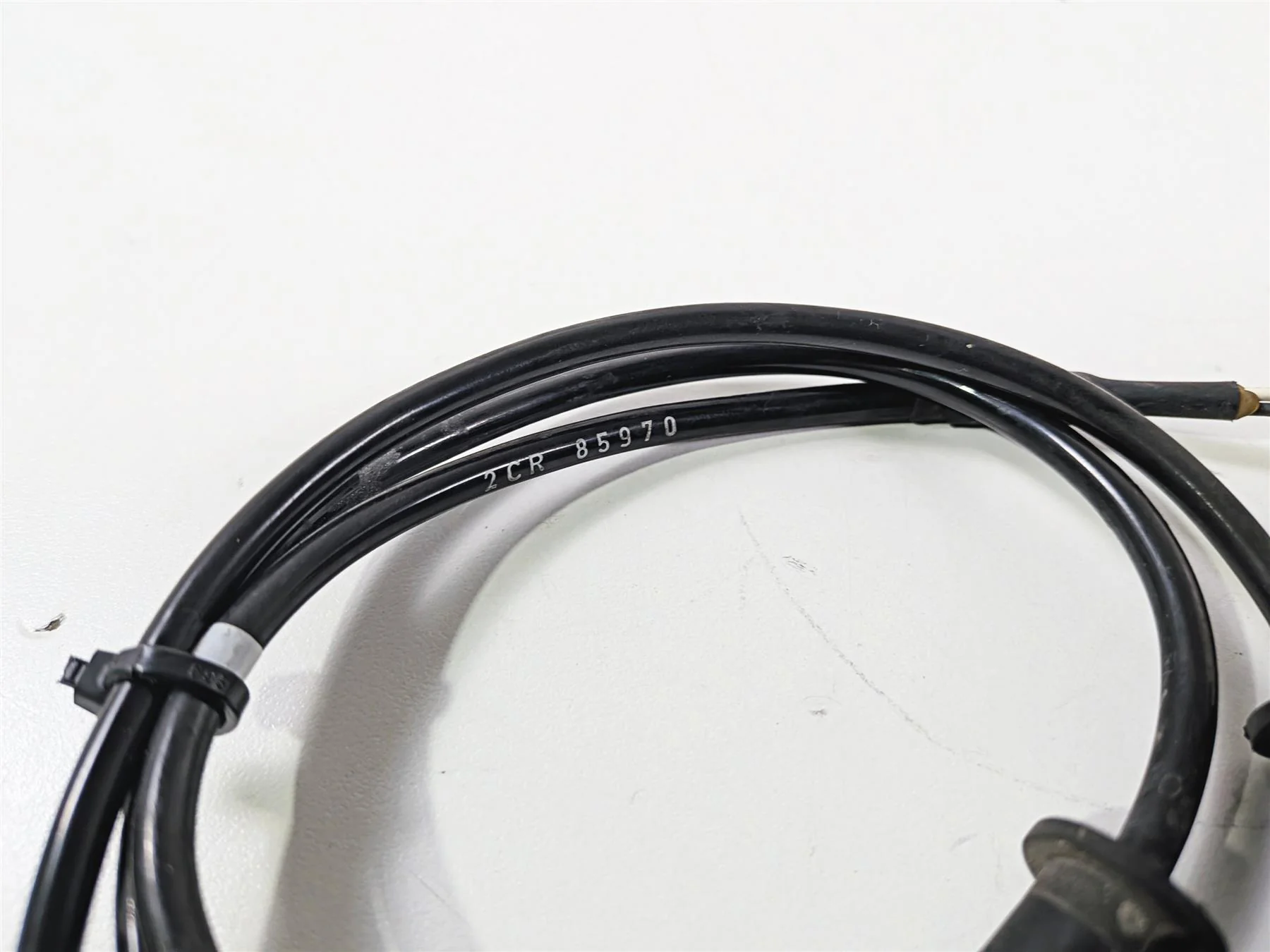 2023 Yamaha MT10 MTN1000 Front Abs Brake Wheel Speed Sensor 2CR-85970-01-00 - Image 7