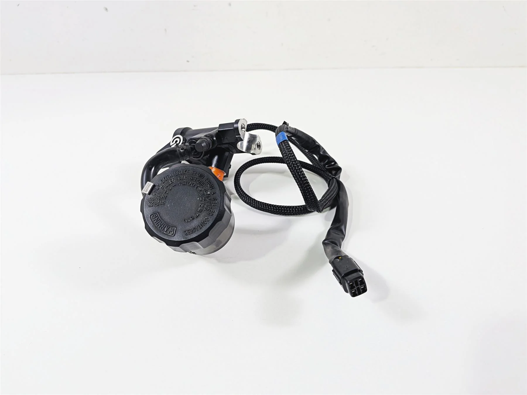 2023 Yamaha MT10 MTN1000 Front Radial Brake Pump Brembo B5Y-2583T-01-00 - Image 4