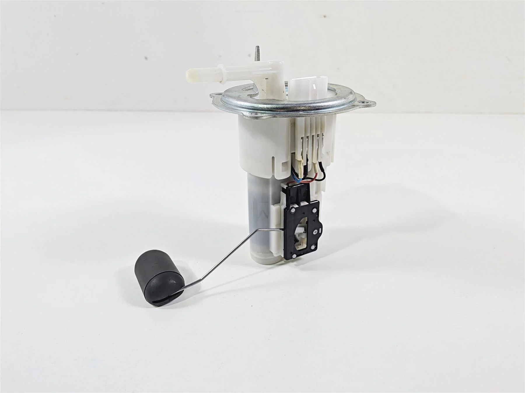 2023 Yamaha MT10 MTN1000 Fuel Gas Petrol Pump B67-13907-10-00 - Image 10