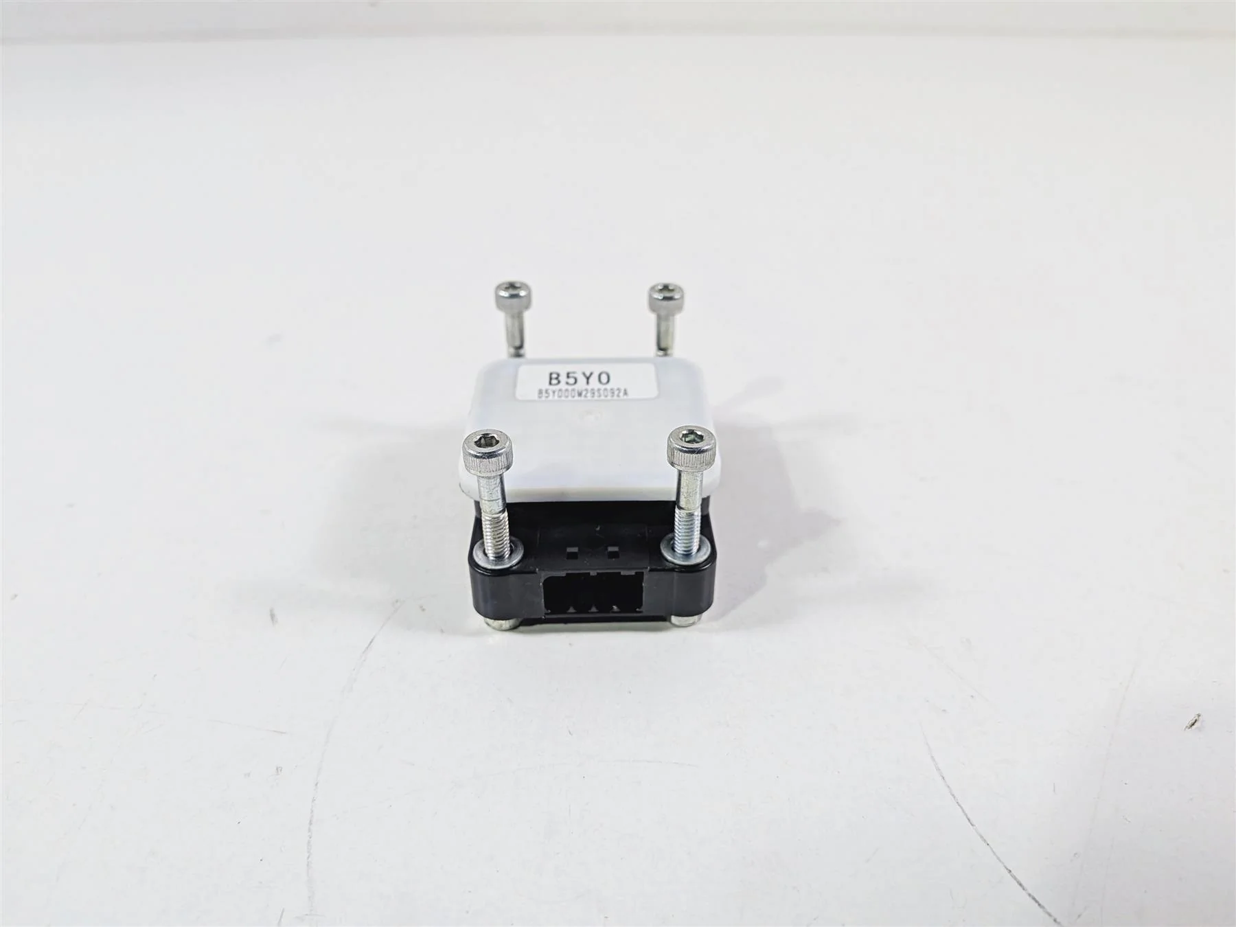 2023 Yamaha MT10 MTN1000 Inertial Fall Tip Over Angle Sensor B5Y-8593A-00-00 - Image 4