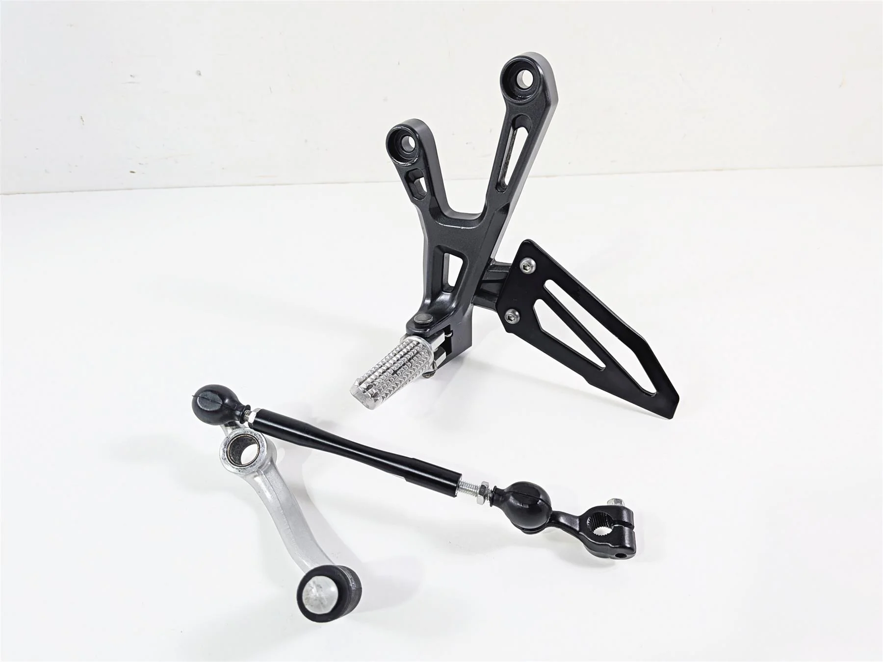 2023 Yamaha MT10 MTN1000 Left Front Footpeg & Shifter B67-27442-10-00
