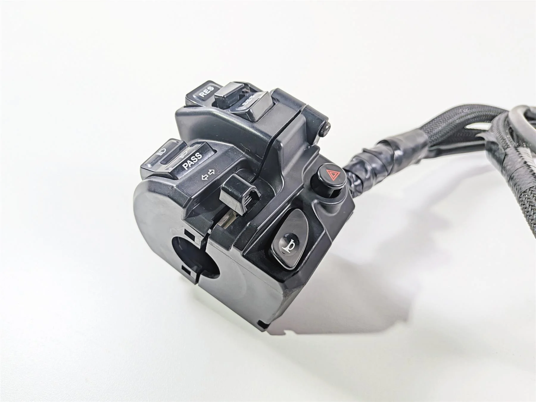 2023 Yamaha MT10 MTN1000 Left Hand Control Switch Cruise BGG-83954-00-00 - Image 11