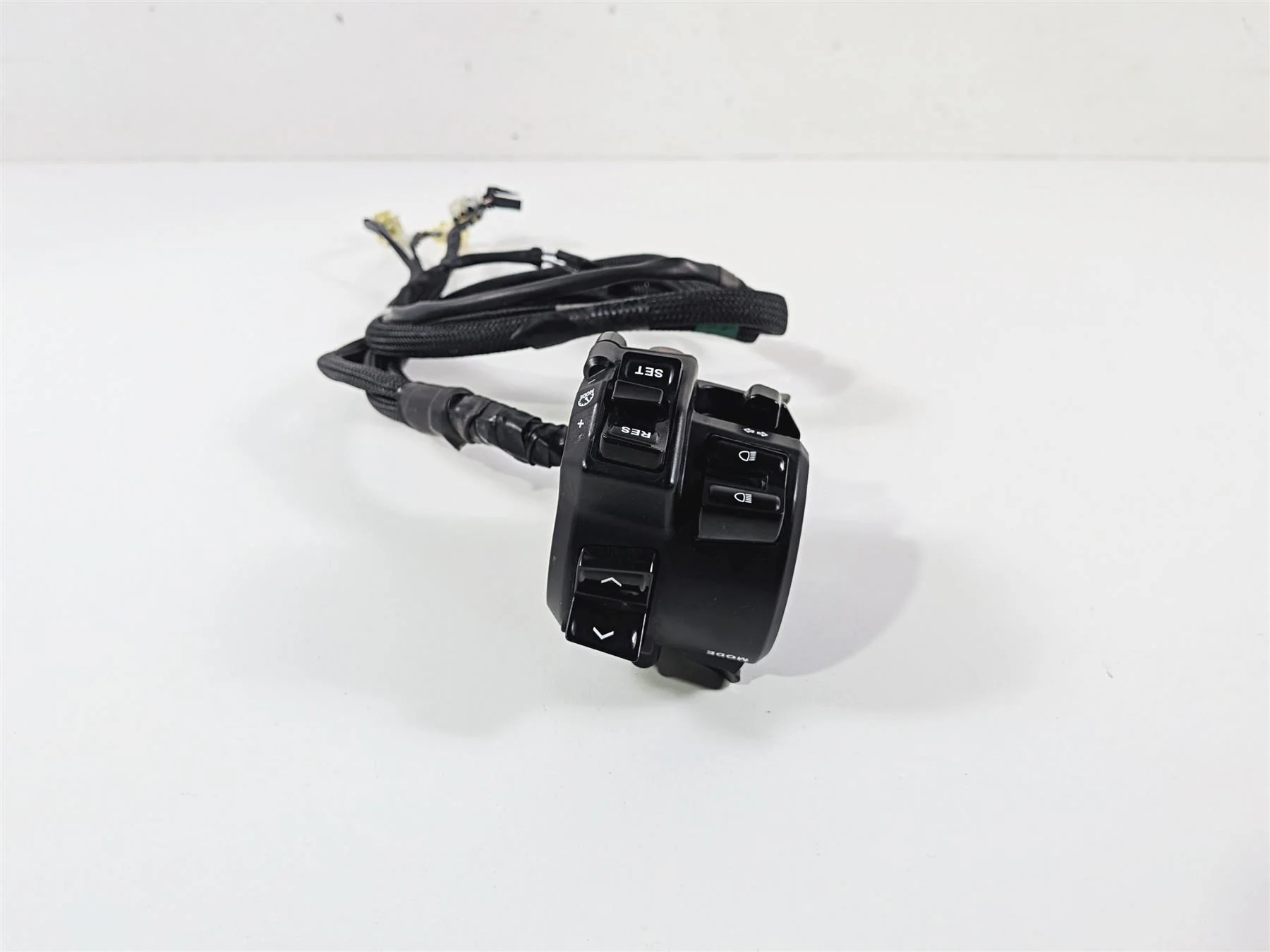 2023 Yamaha MT10 MTN1000 Left Hand Control Switch Cruise BGG-83954-00-00 - Image 6