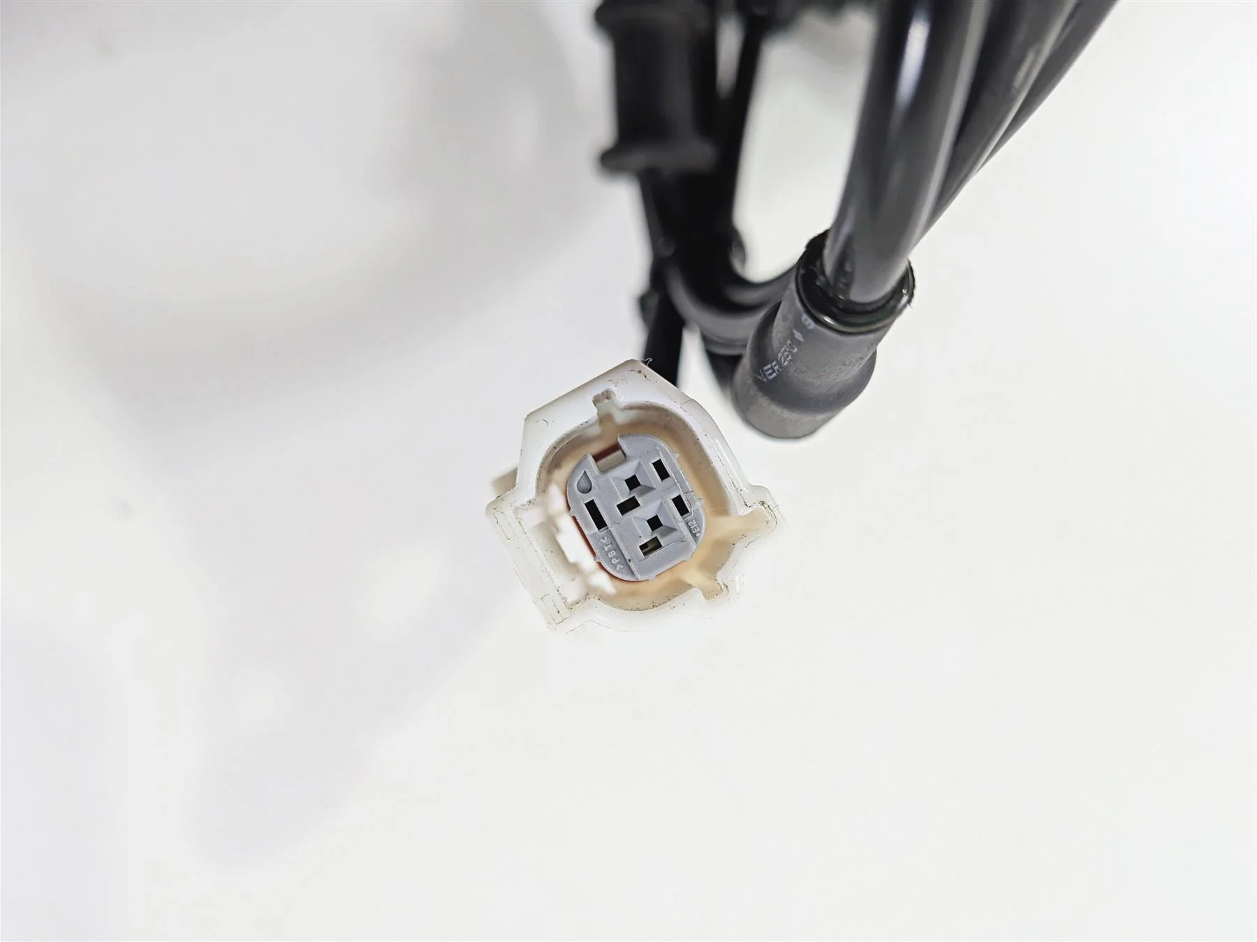 2023 Yamaha MT10 MTN1000 Rear Abs Brake Wheel Speed Sensor 2CR-85980-01-00 - Image 12
