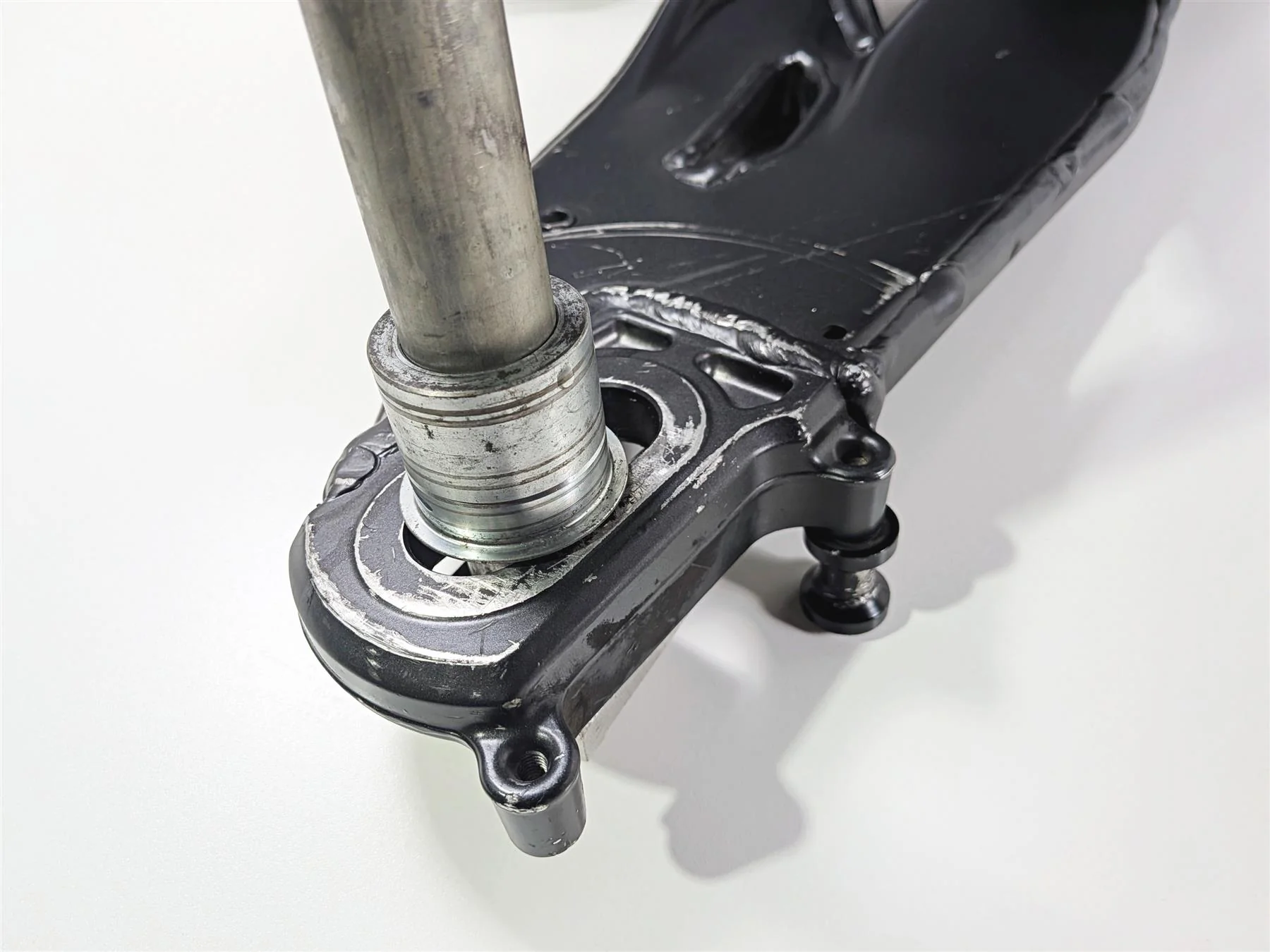2023 Yamaha MT10 MTN1000 Rear Swingarm Swing Arm & Axle B5Y-22110-00-00 - Image 7