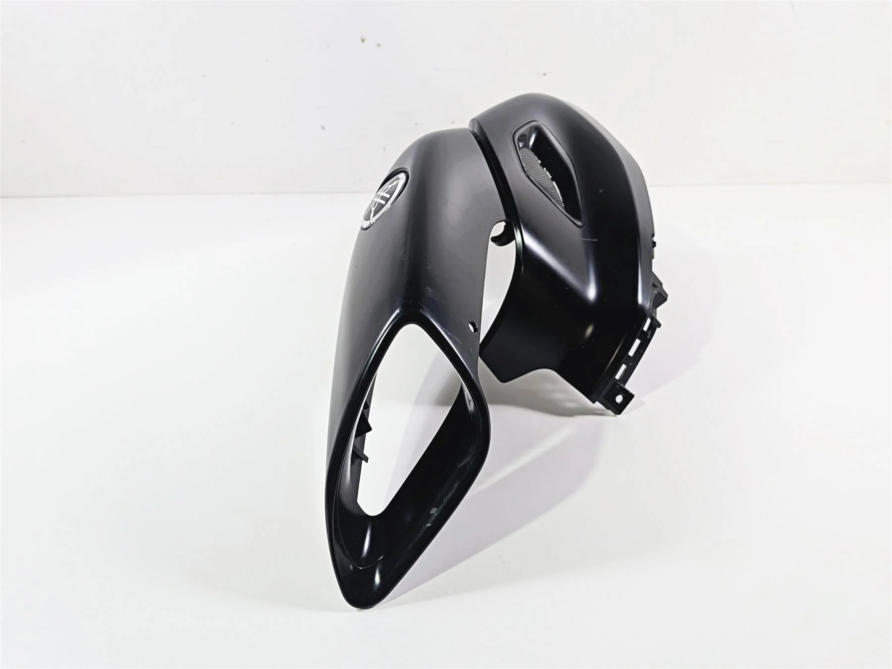 2023 Yamaha MT10 MTN1000 Right Side Upper Tank Cover Fairing B5Y-2137W-00 - Image 5