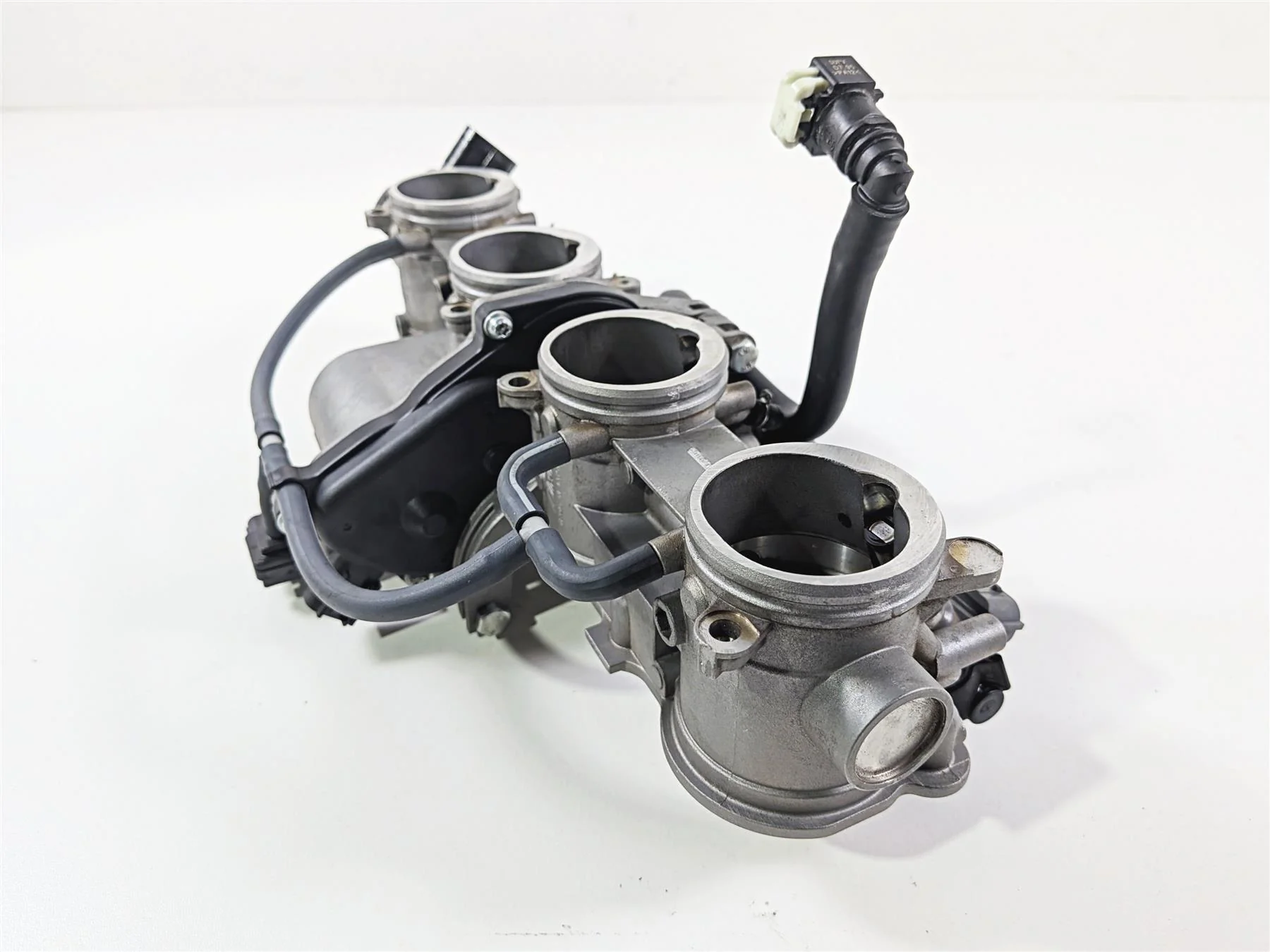 2023 Yamaha MT10 MTN1000 Throttle Body Fuel Injection Mikuni B5Y-13750-10-00 - Image 9