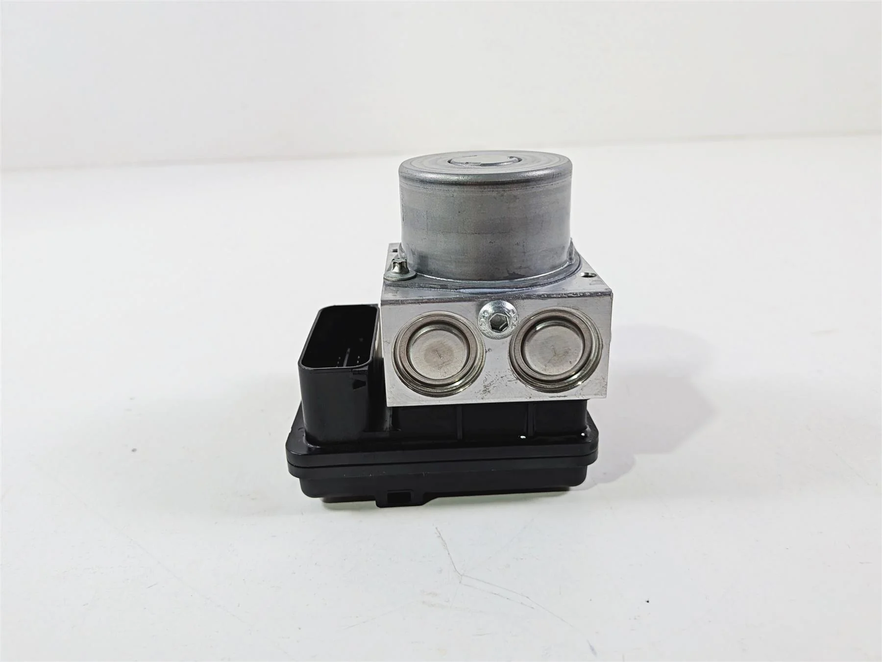 2024 Harley Softail FXLRST Low Rider Abs Brake Pump Module Unit 41100043C - Image 7