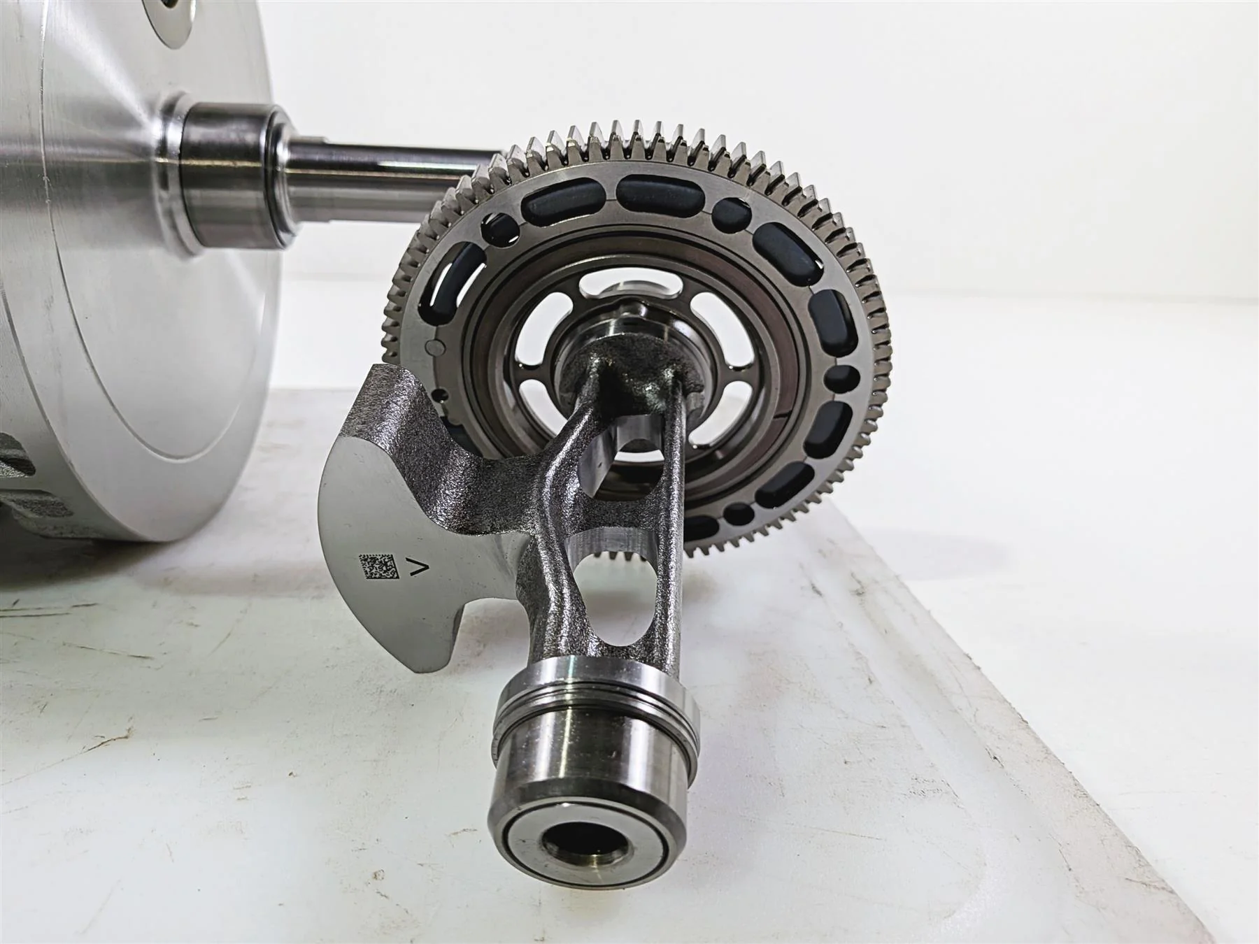 2024 Harley Softail FXLRST Low Rider Crankshaft Flywheel 114/117 3k 24100182 - Image 11