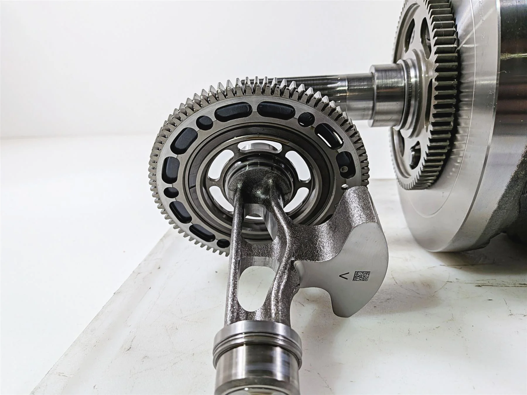2024 Harley Softail FXLRST Low Rider Crankshaft Flywheel 114/117 3k 24100182 - Image 12